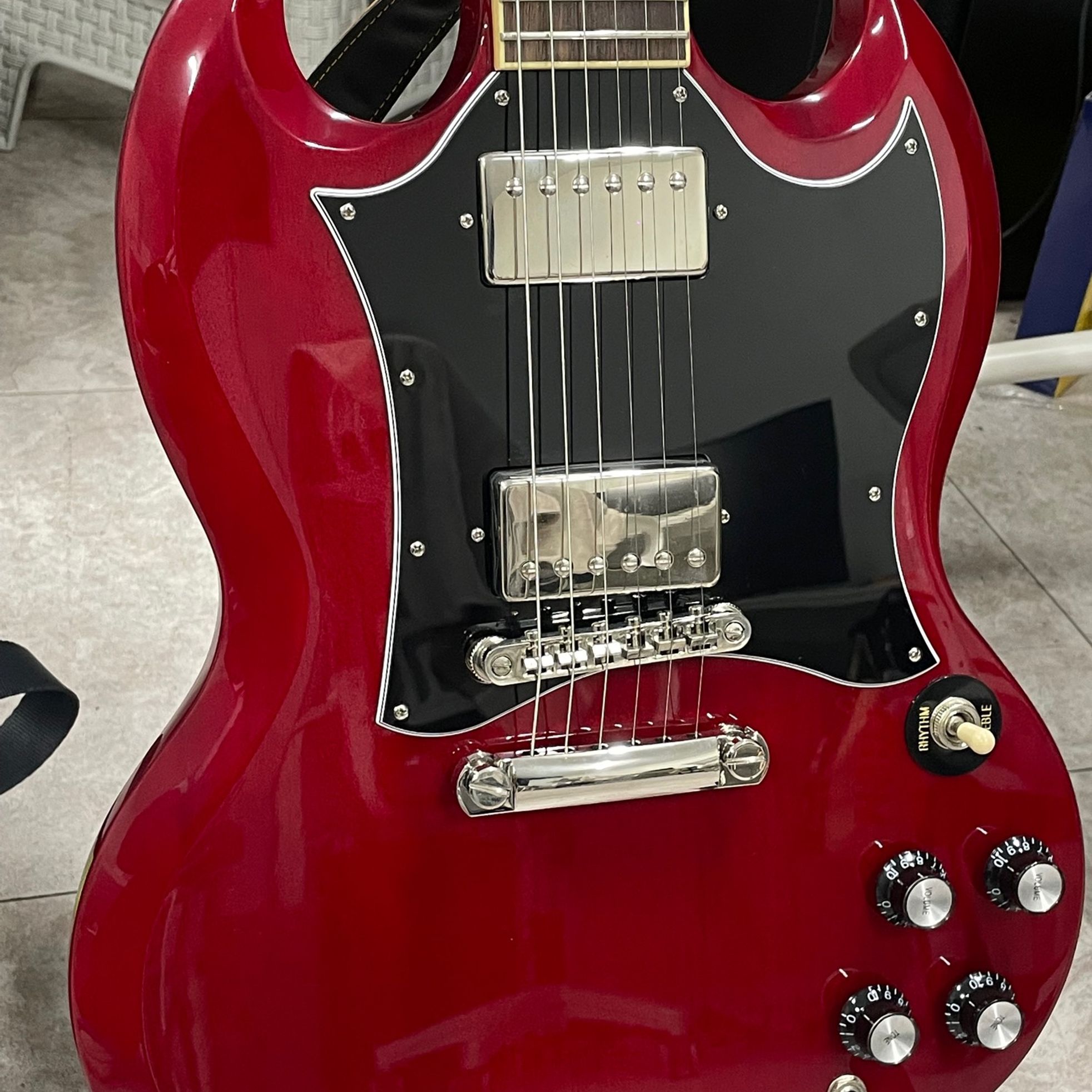 Epiphone-SG Standard-2