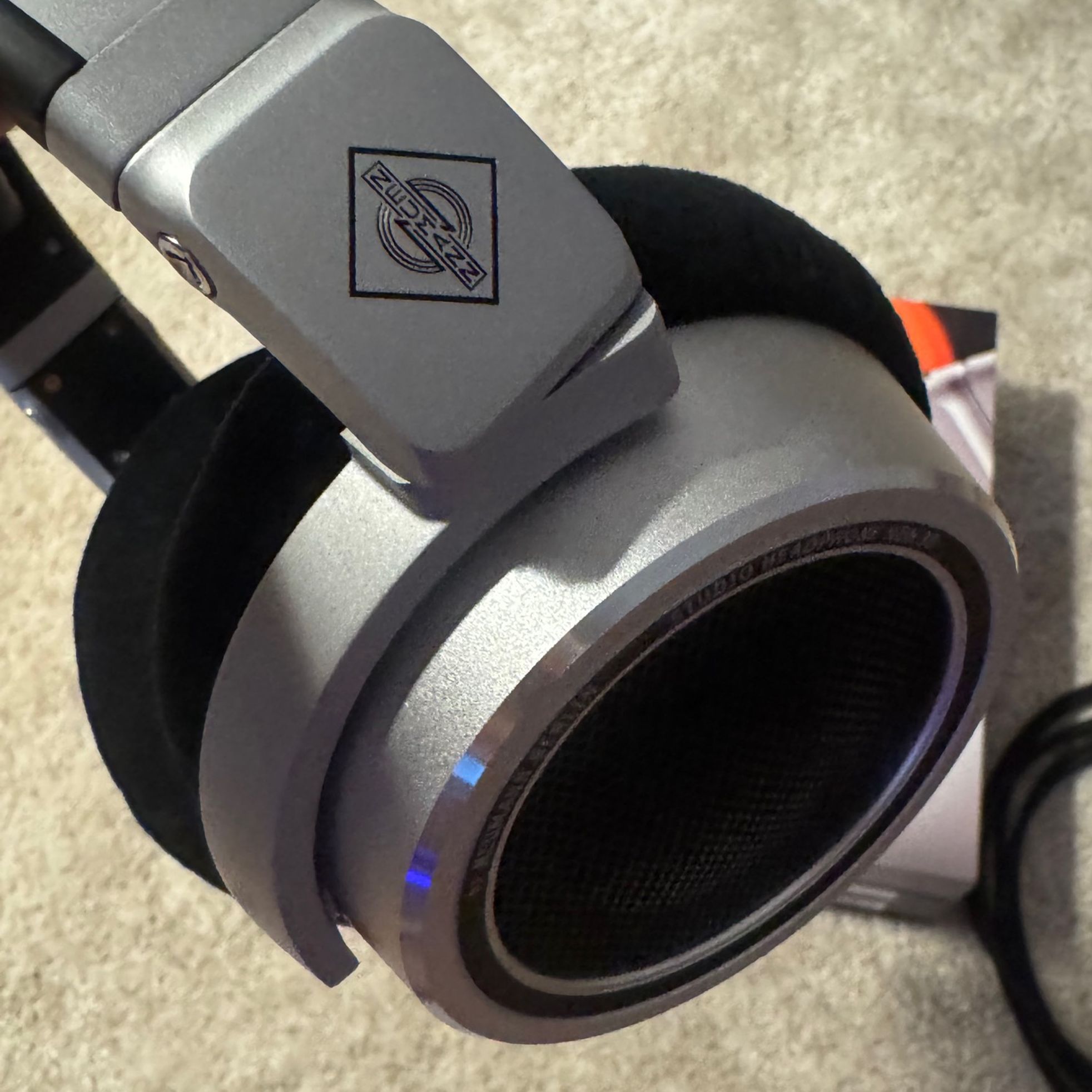 Neumann-NDH 30-2
