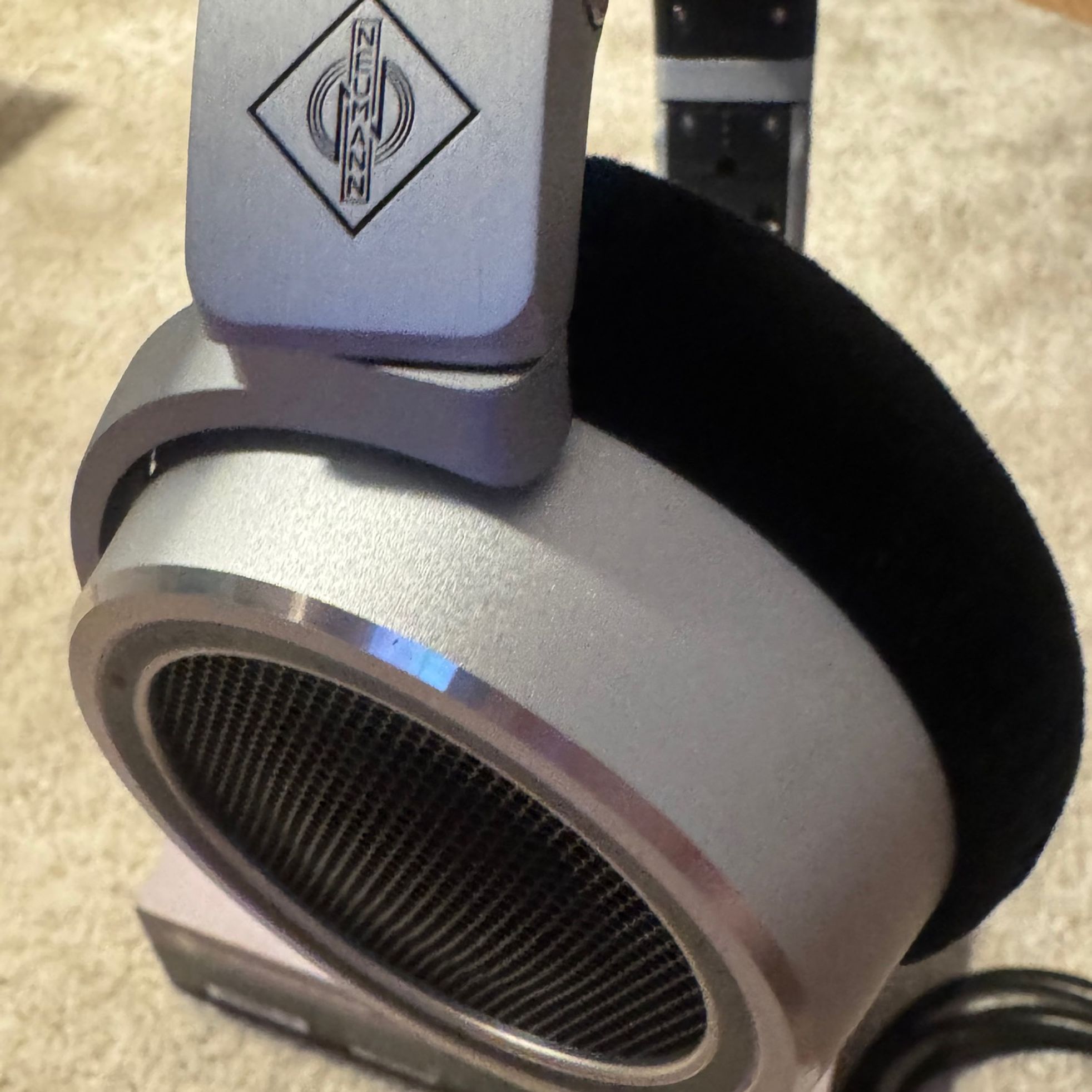 Neumann-NDH 30-3