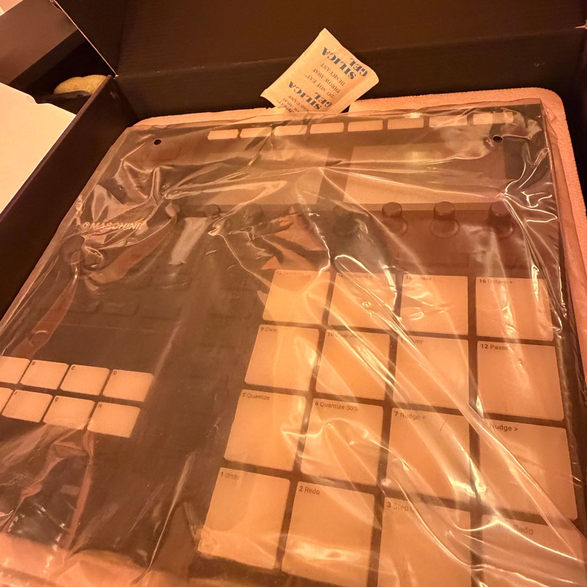 Native Instruments-Maschine MK3-1