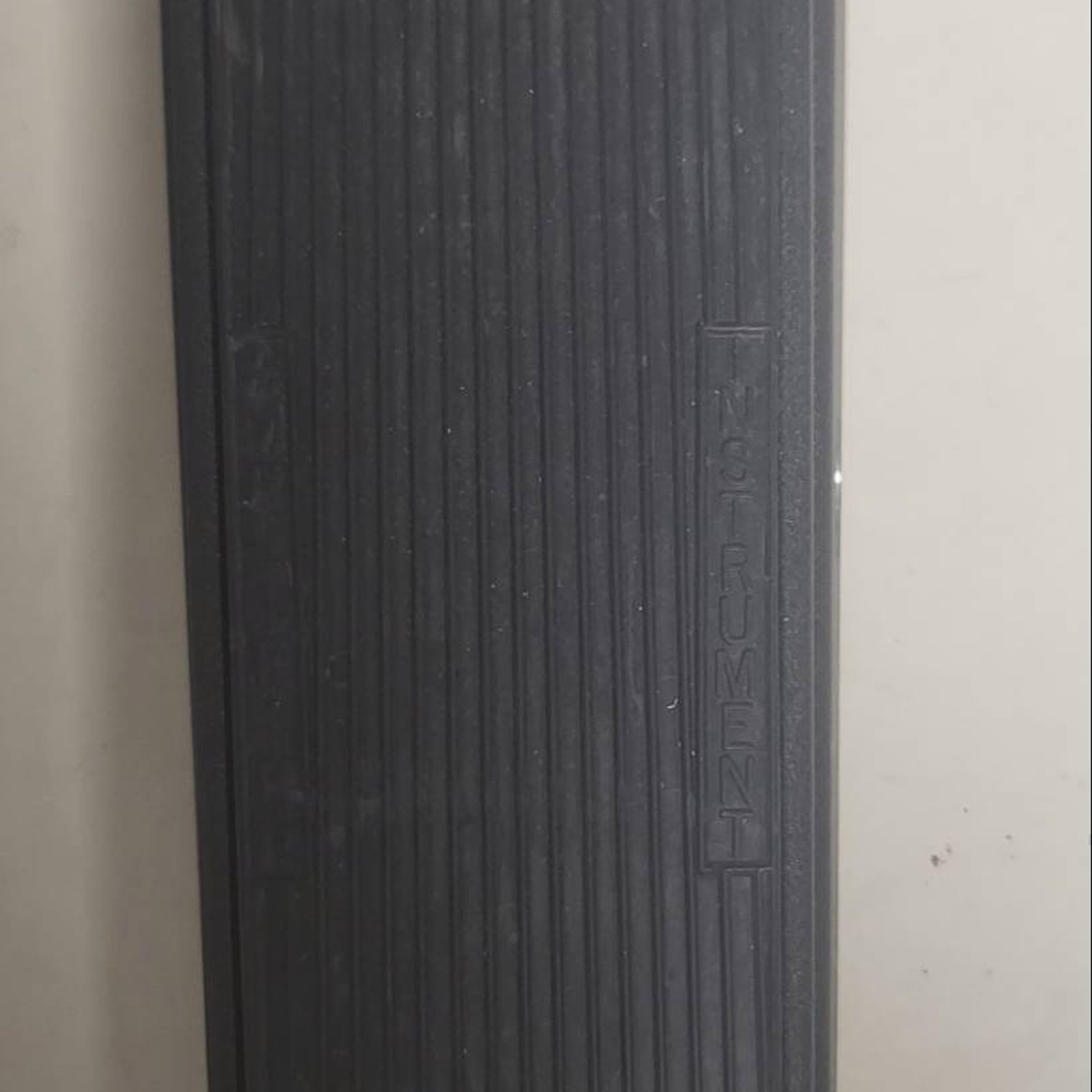 Dunlop-Cry Baby Standard Wah-1