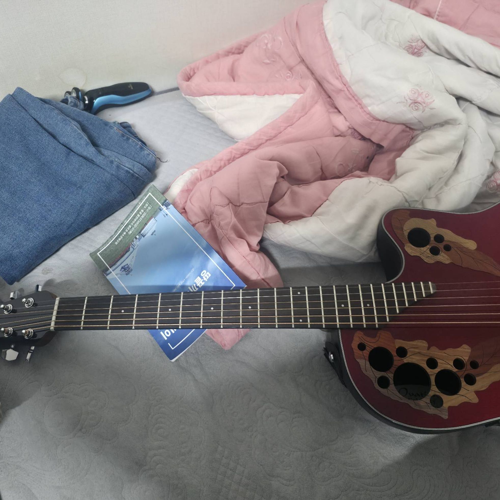 Ovation-Celebrity Elite CE44-7