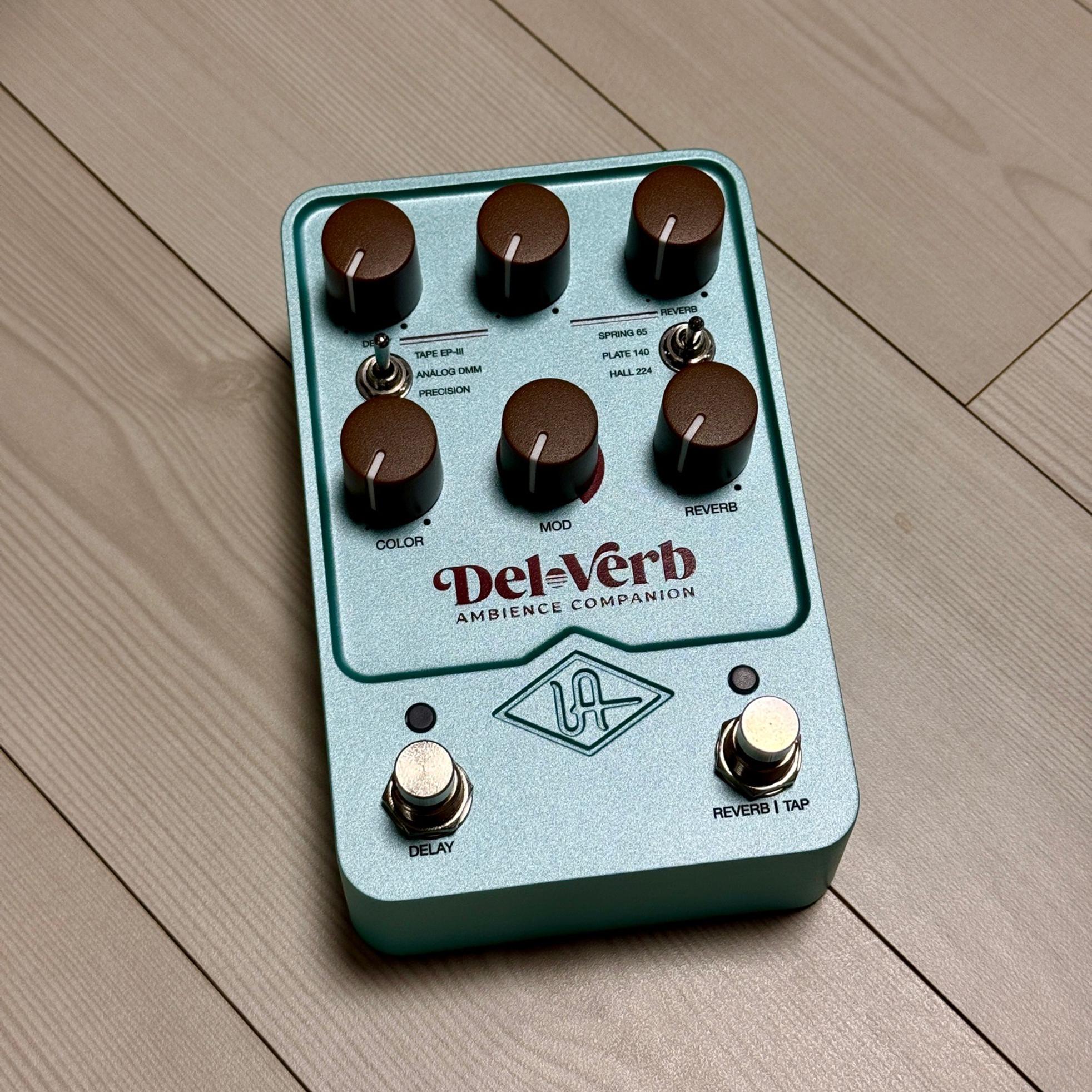 Universal Audio Del-Verb 사진 1