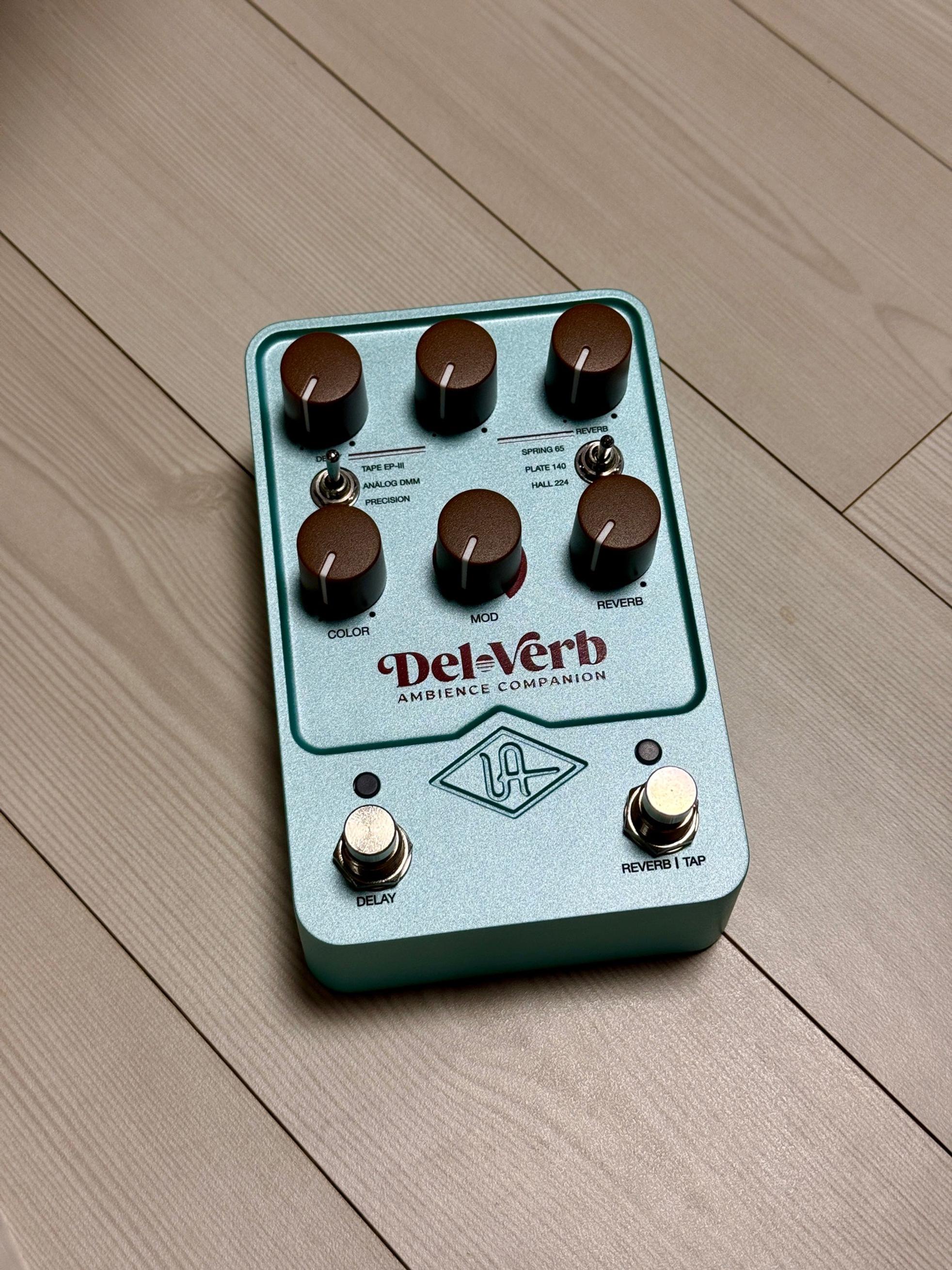Universal Audio Del-Verb