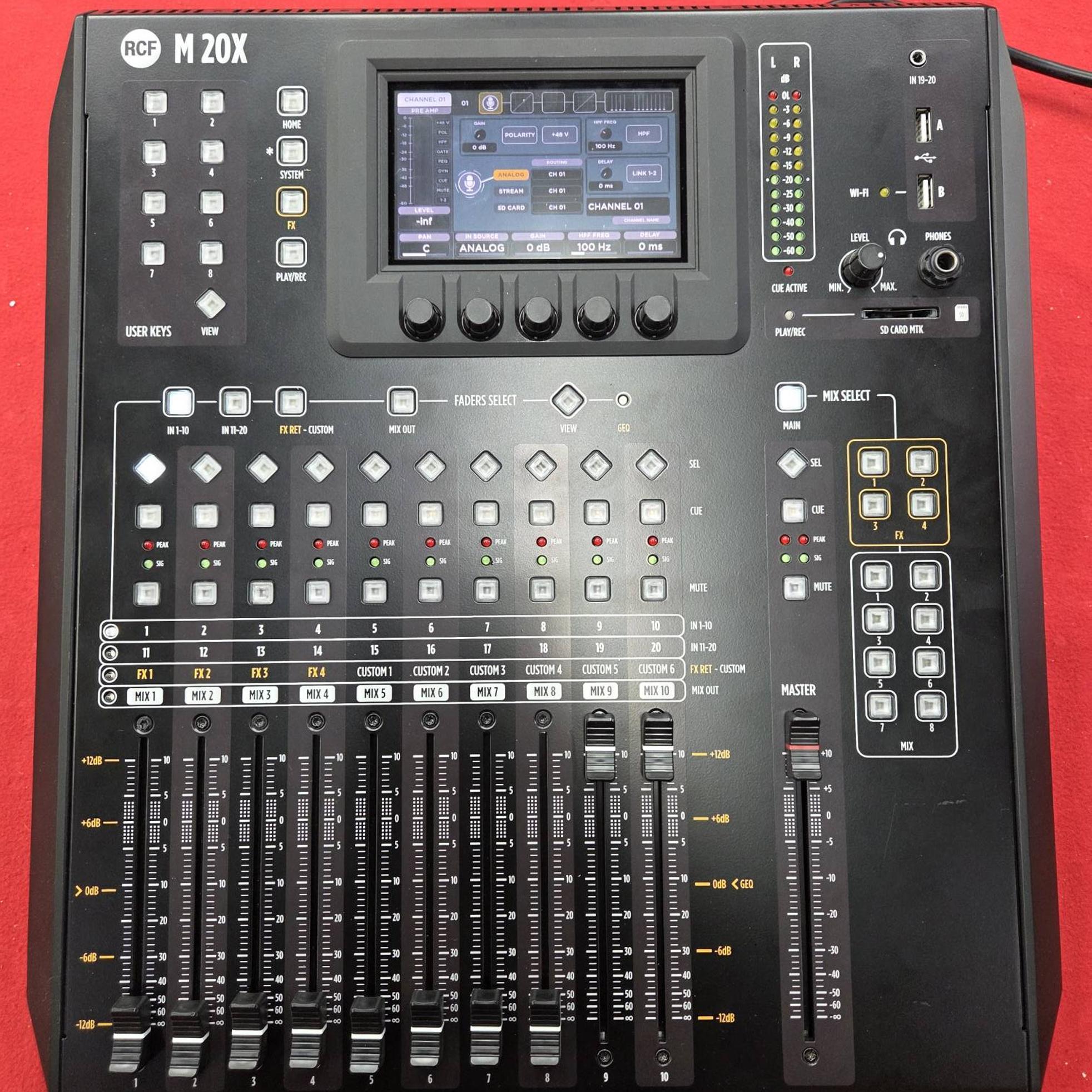 RCF RCF M 20X 디지털 믹서 사진 1