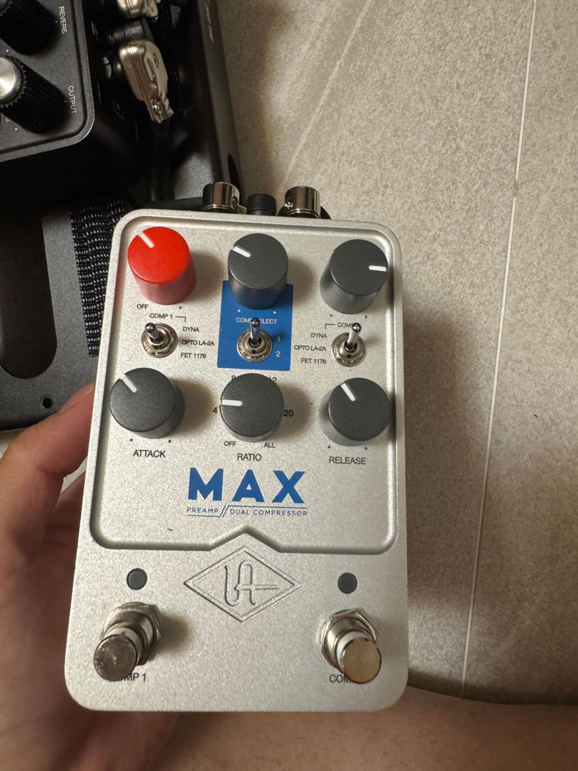Universal Audio uafx Max 판매합니다