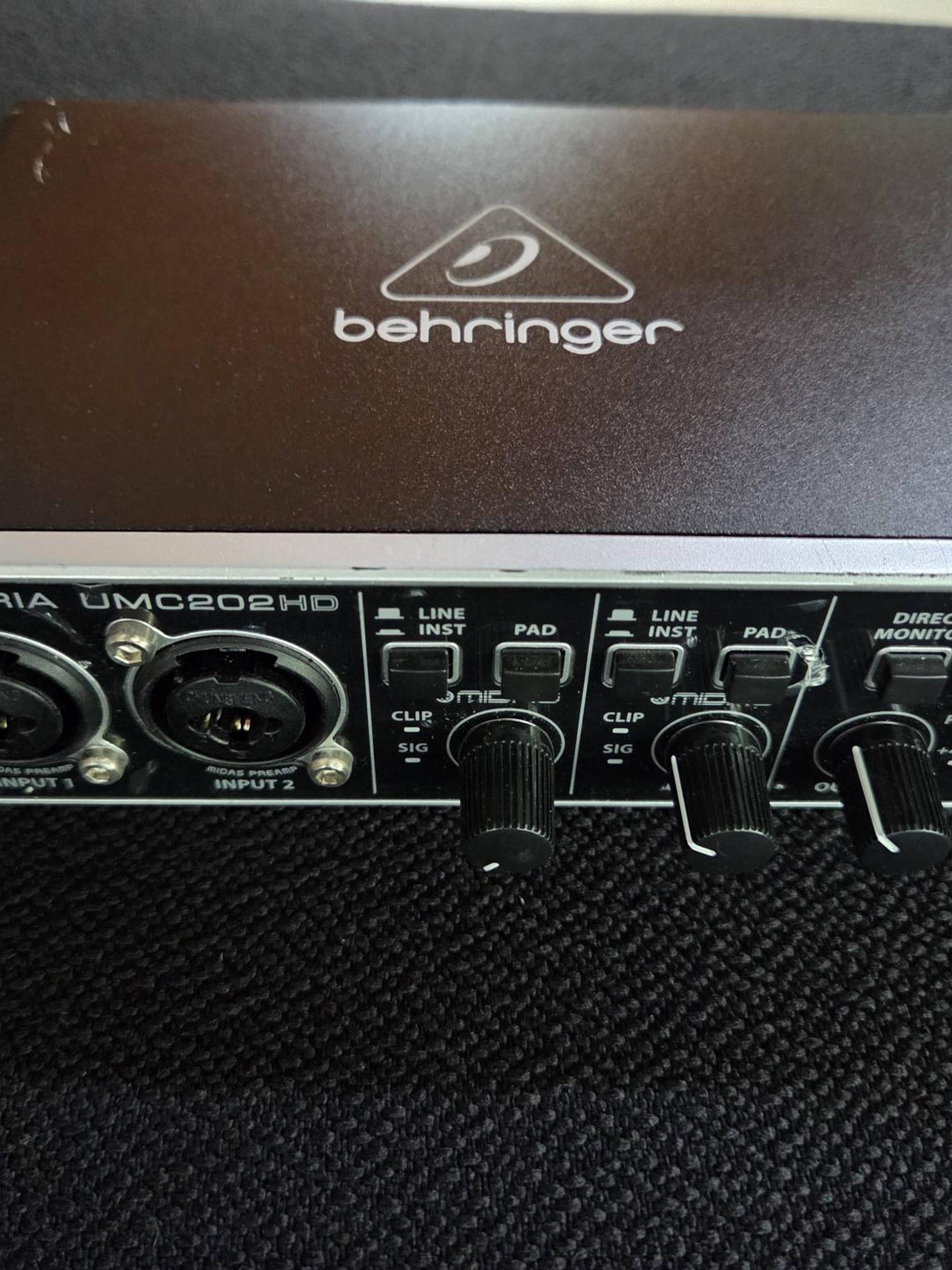 Behringer Behringer UMC202HD