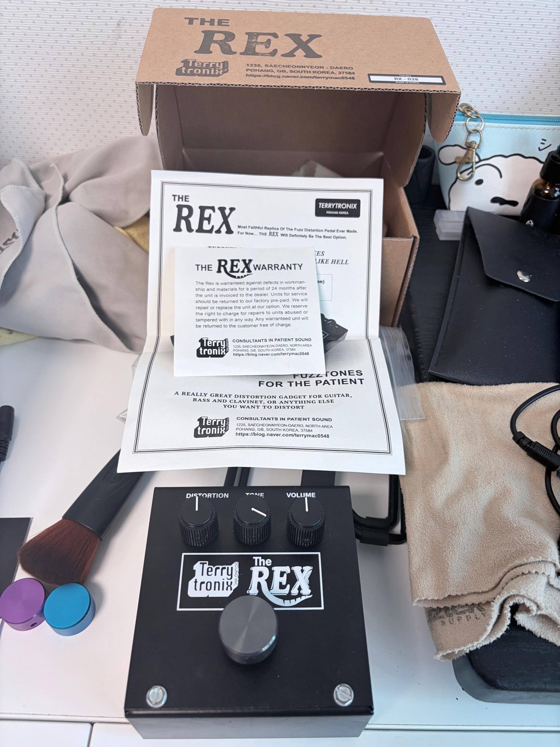 Terrytronix terrytronix)the rex 미들박스