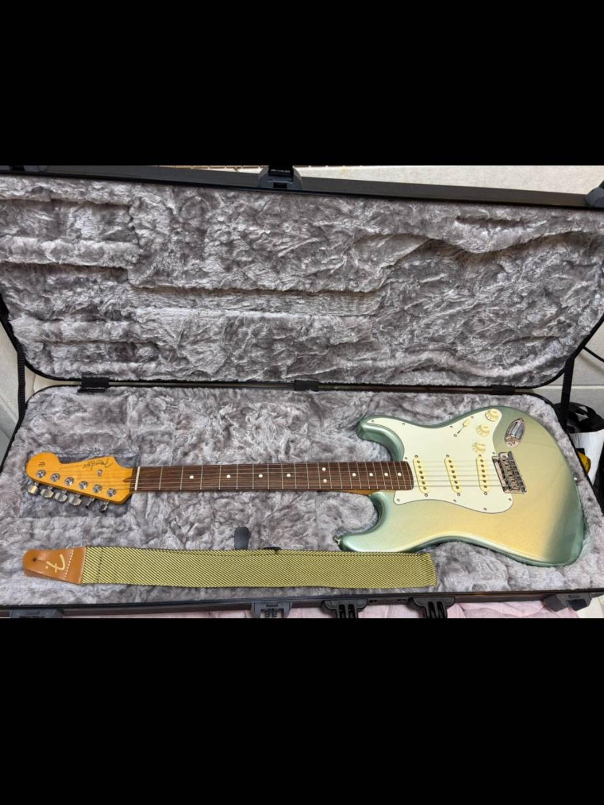 Fender American Professional II Stratocaster 서프그린