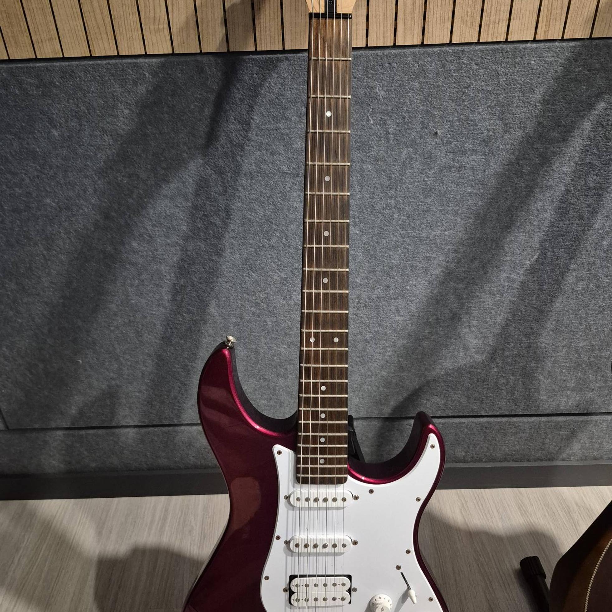 Yamaha 야마하 퍼시피카 PAC112J 일렉기타 (Deep red) 사진 1