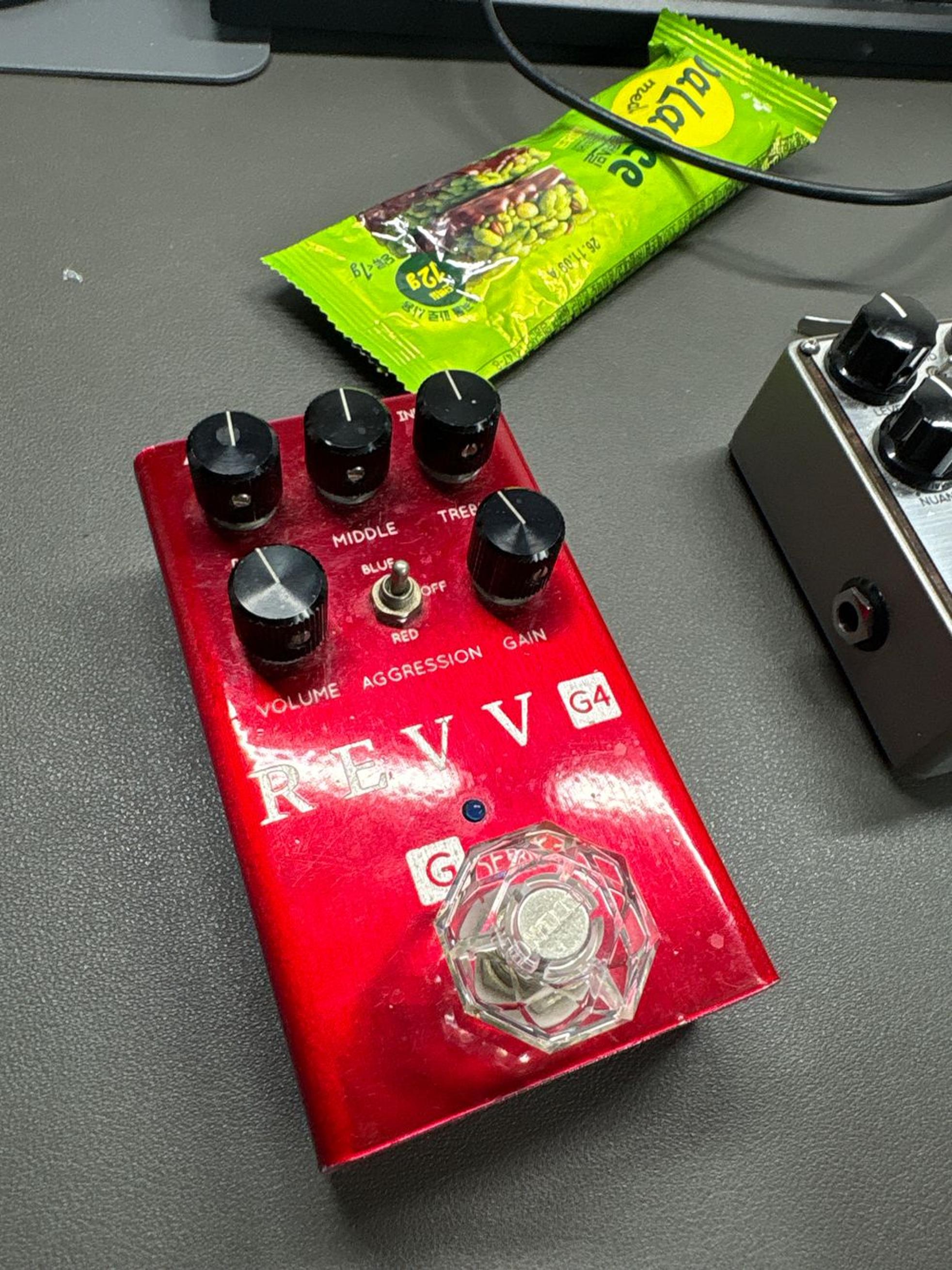 Revv Revv g4
