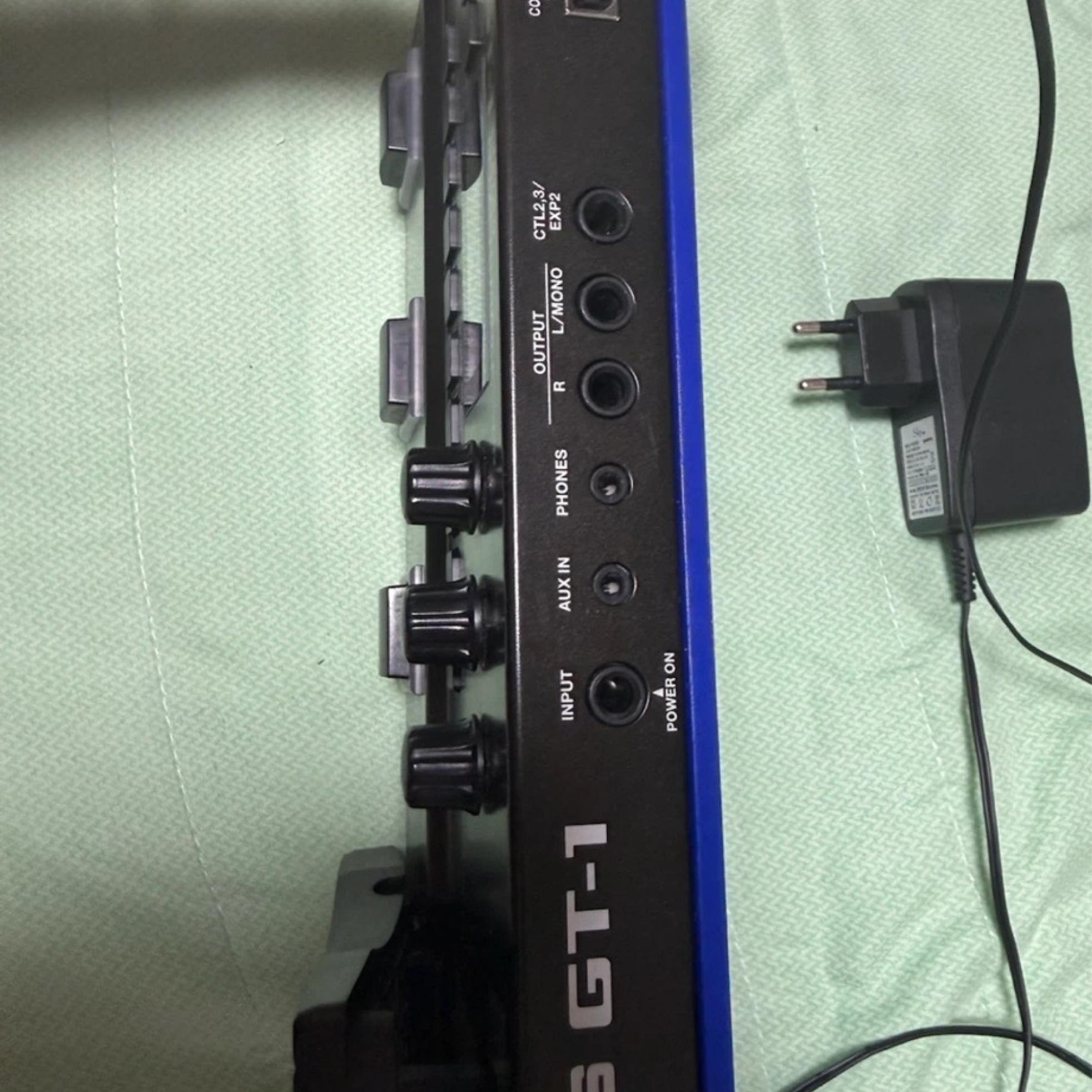 BOSS Boss GT-1 기타 멀티이펙터 (정품어댑터 포함) 사진 3