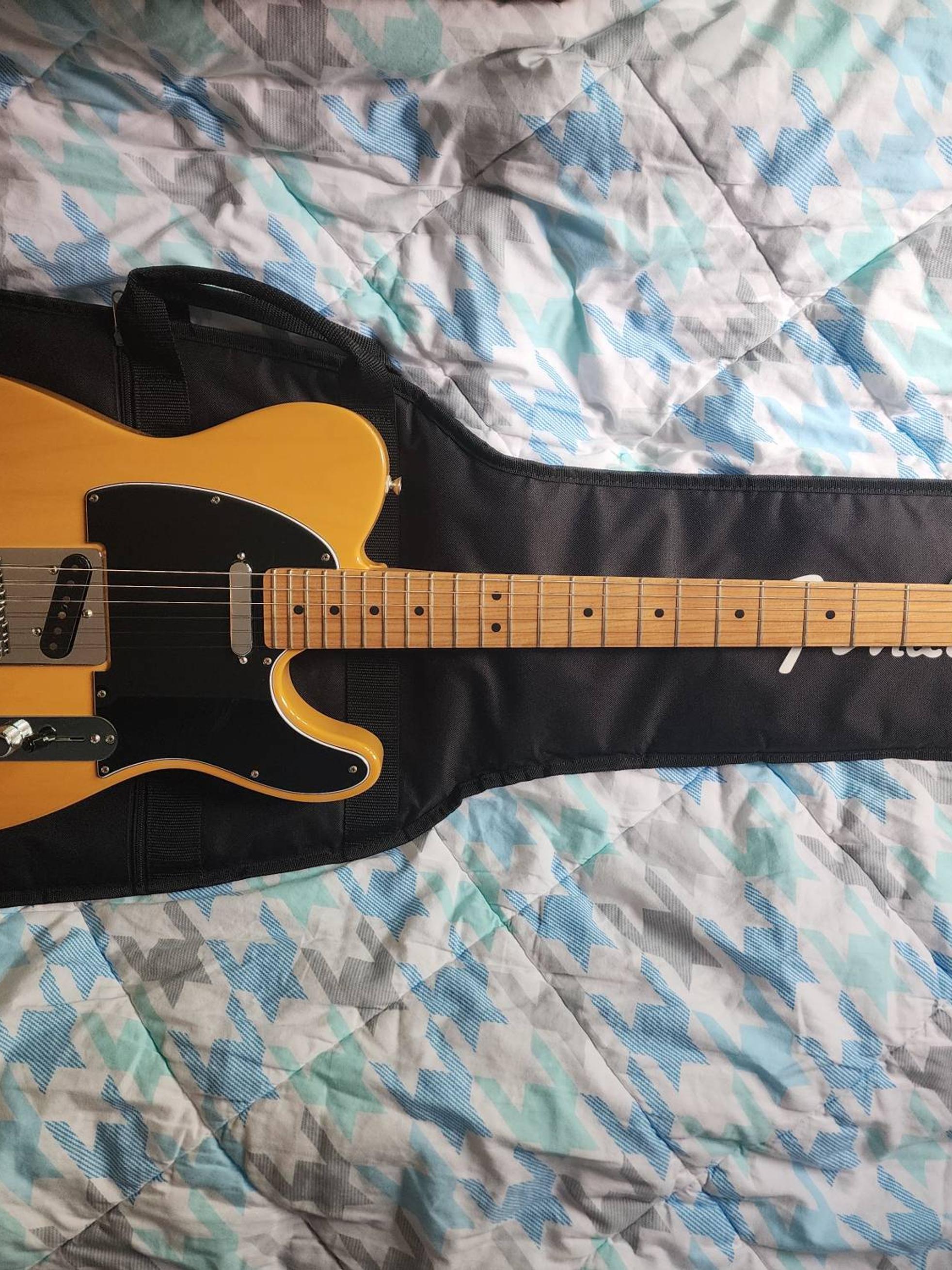 Fender Player II Telecaster limited model