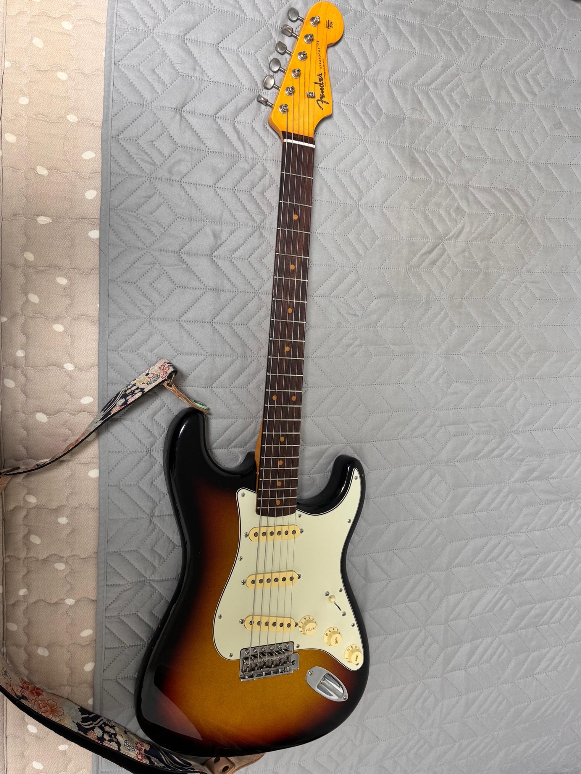 Fender 아빈투 American Vintage II Stratocaster 1961