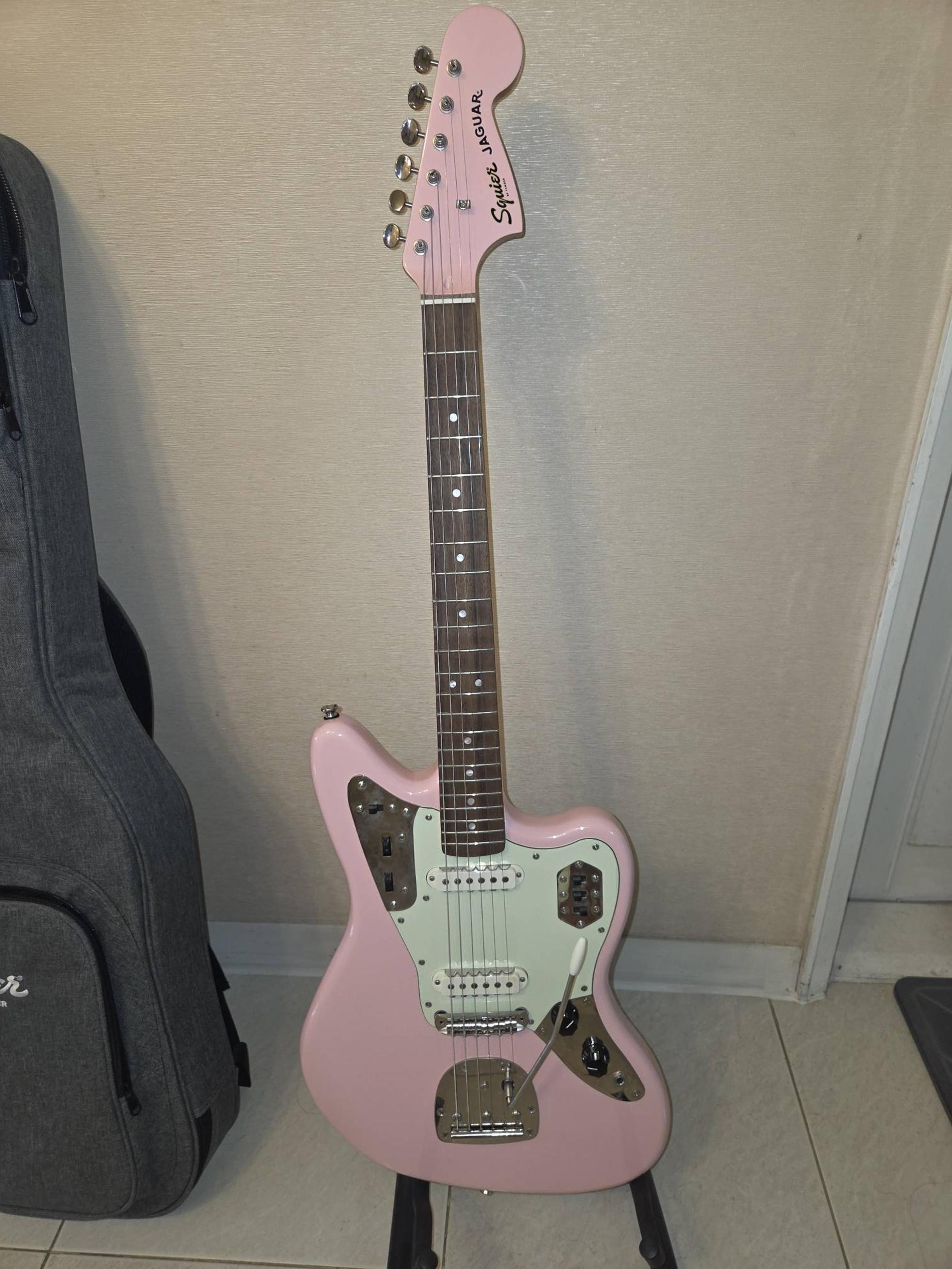 Squier Classic Vibe Jaguar