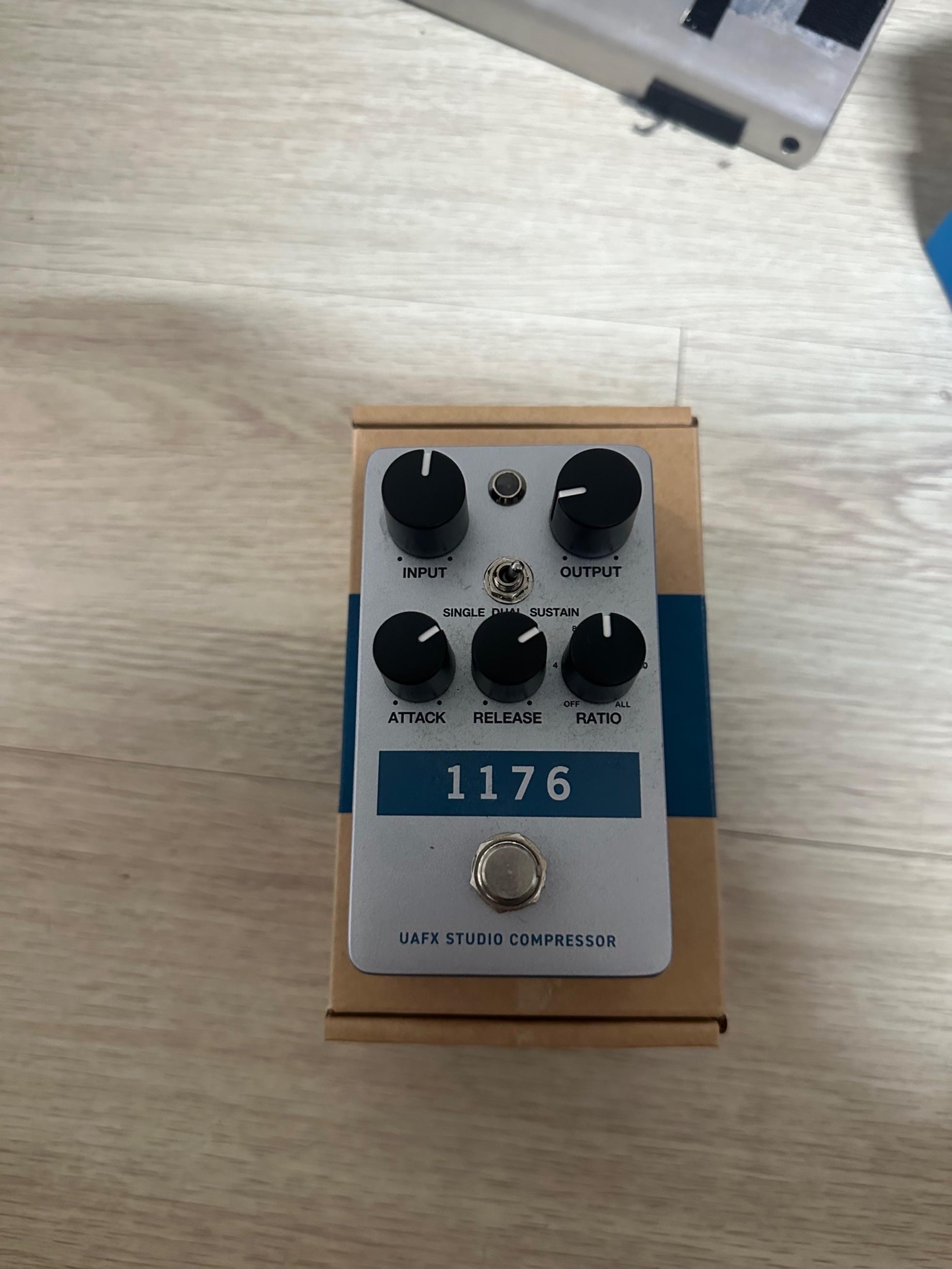 Universal Audio Uafx 1176 compressor
