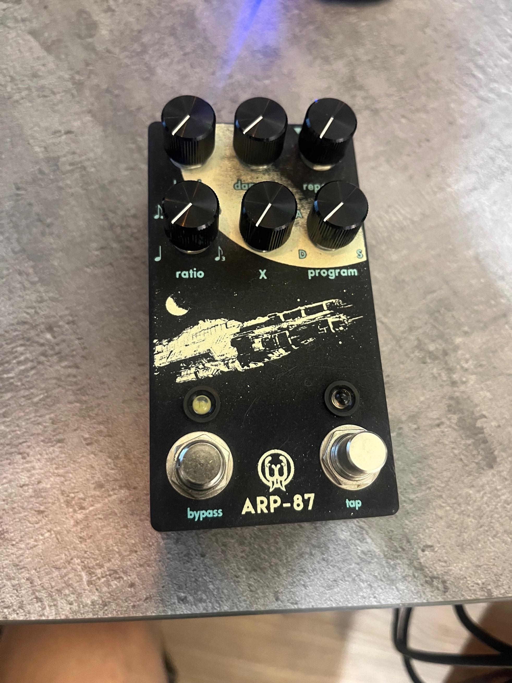 Walrus Audio ARP-87