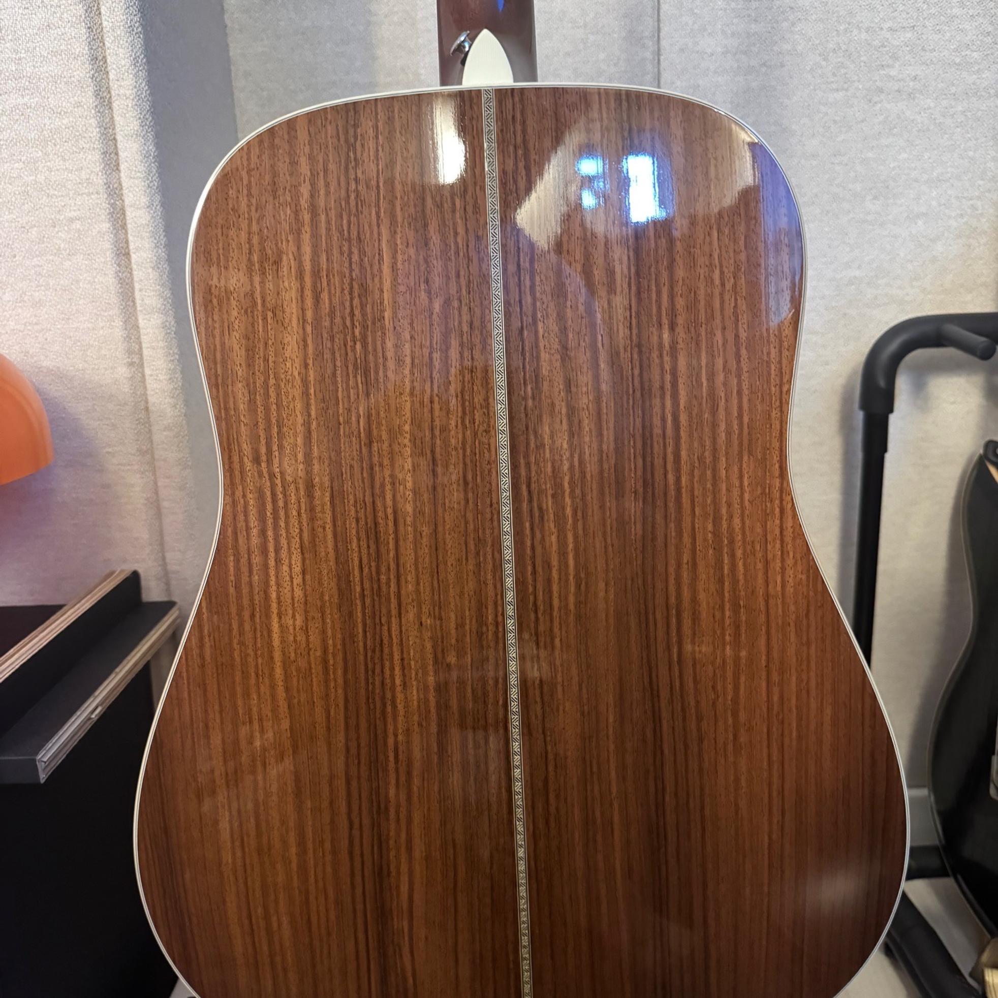 Martin HD-28V 상태 퍼펙트 사진 9