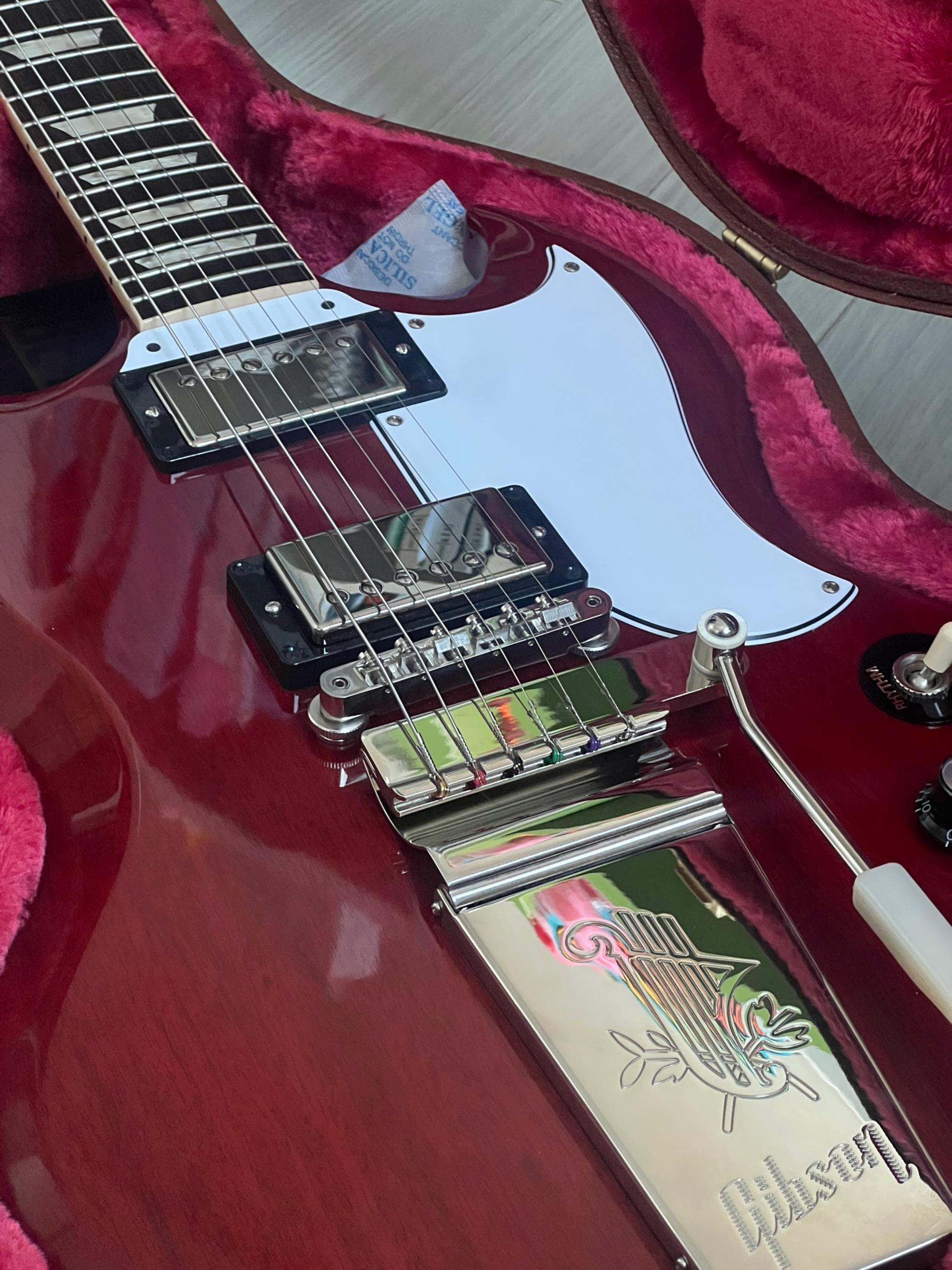 Gibson Gibson 61 SG Standard Maestro Vibrola