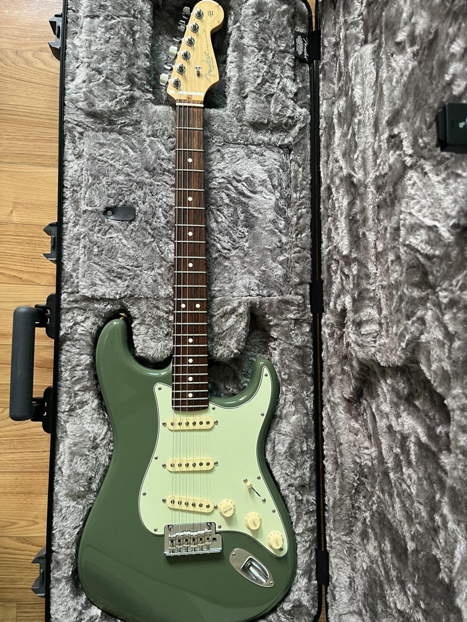 Fender American Professional Stratocaster