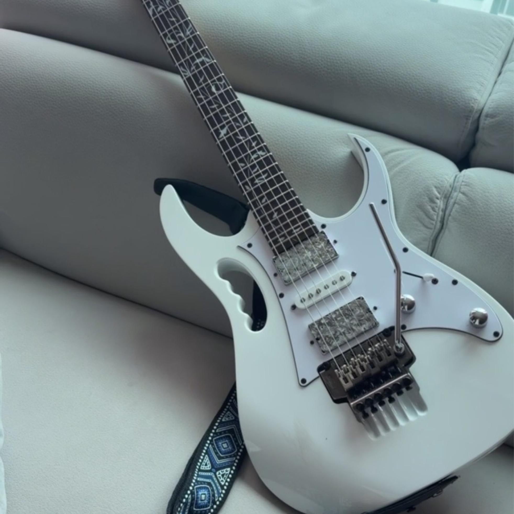 Ibanez JEM Jr 사진 2