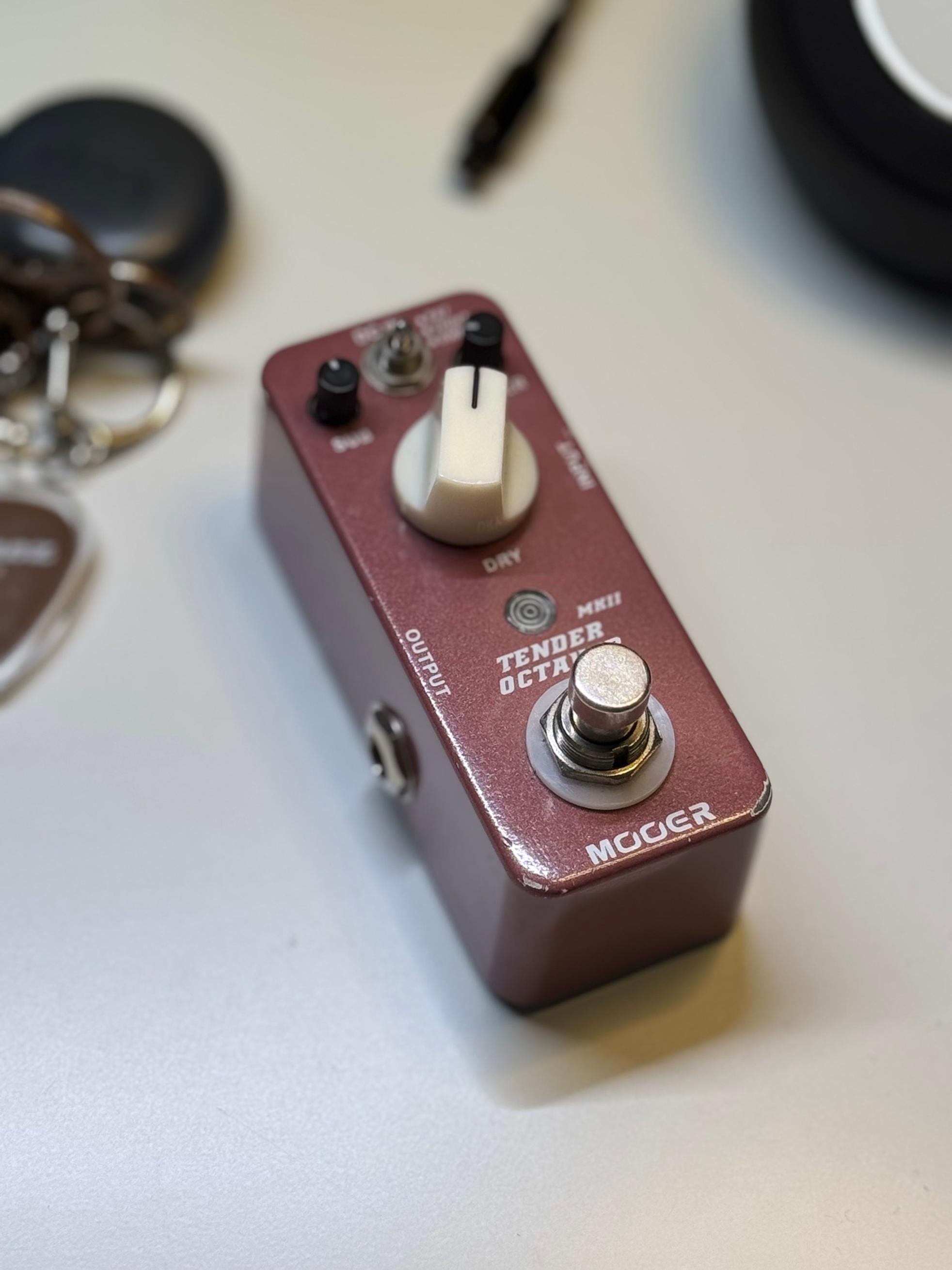 Mooer Tender Octaver