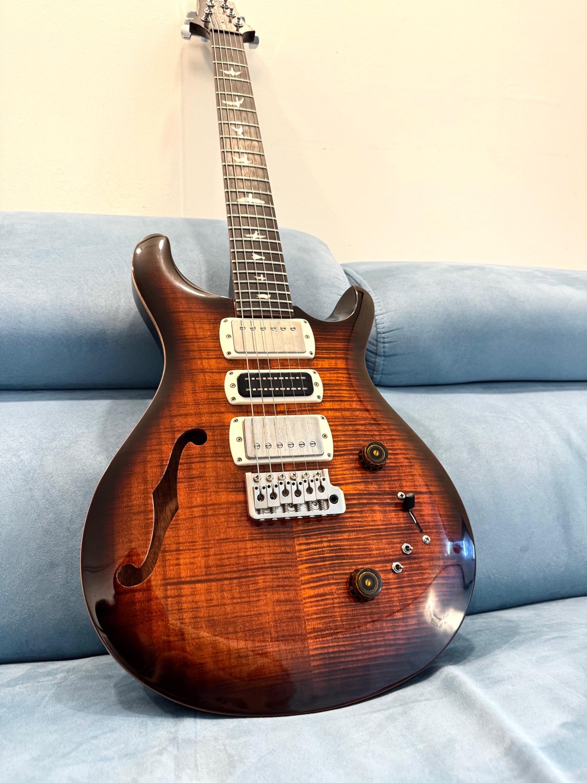 PRS Guitars Prs SE Special Semi Hollow 