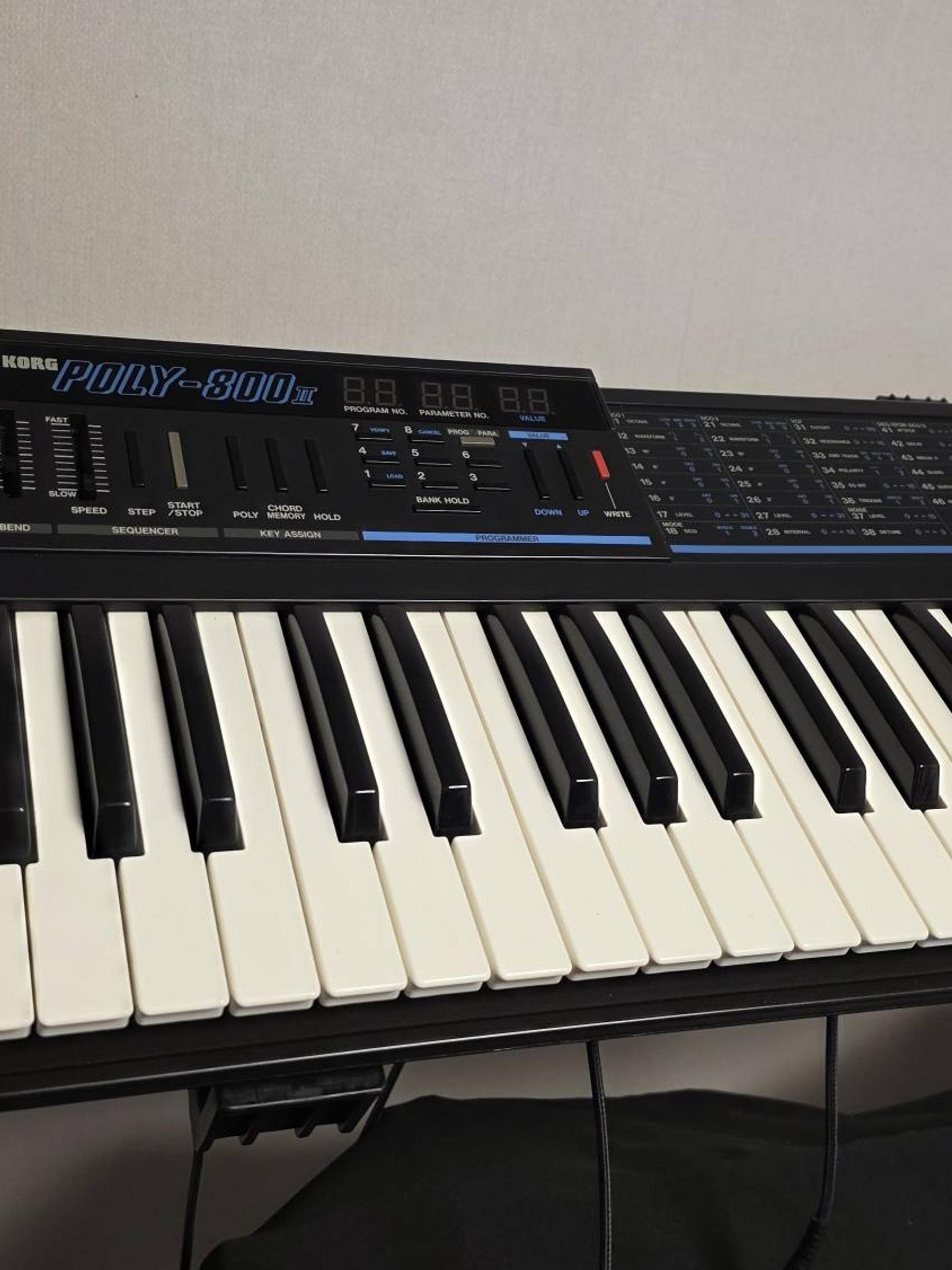 Korg korg poly-800 ll (mkll) + 오리지널 케이스 poly 800 mkii