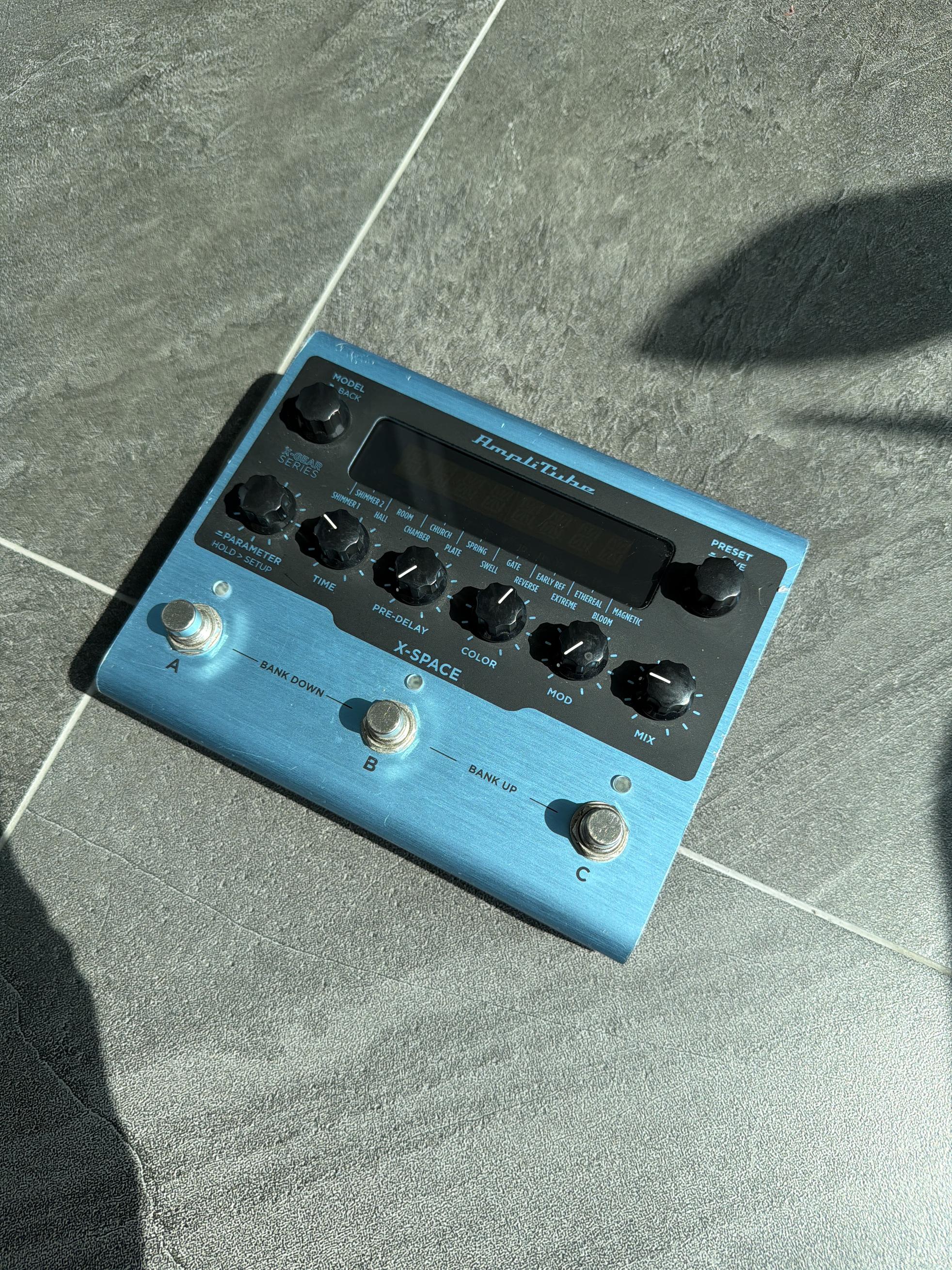 IK Multimedia X-Space