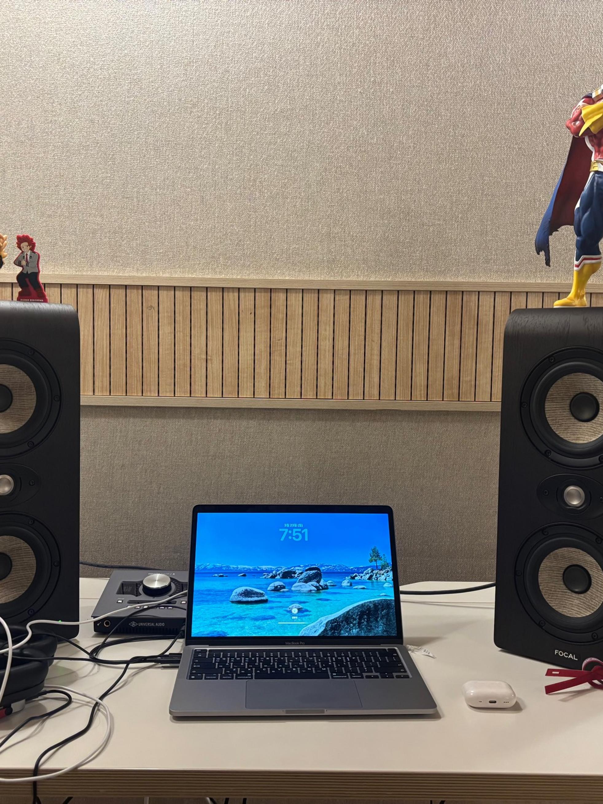 Focal Focal shape twin, 아이소 어쿠스틱 스탠드 판매합니다 !