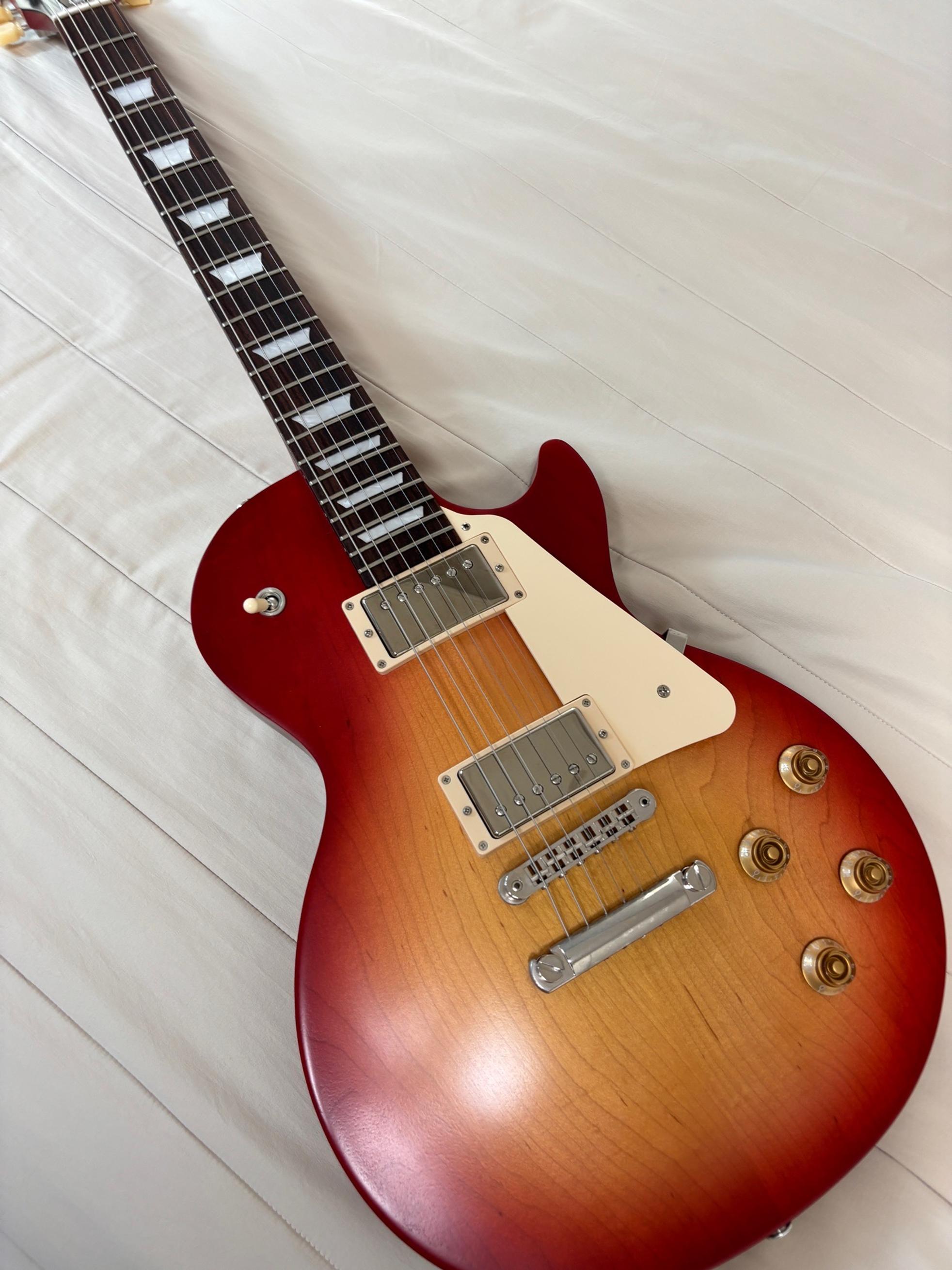 Gibson (새 상품급)깁슨 레스폴 트리뷰트 팝니다!