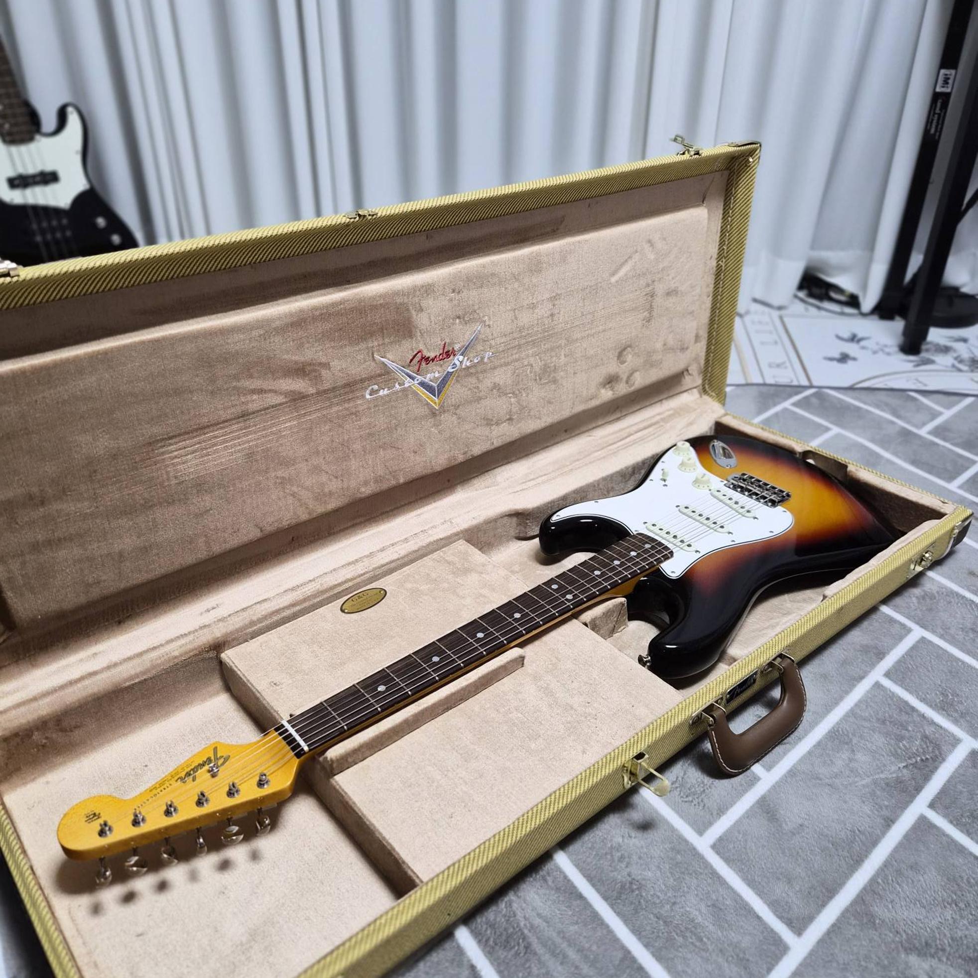 Fender Custom Shop Stratocaster 사진 1