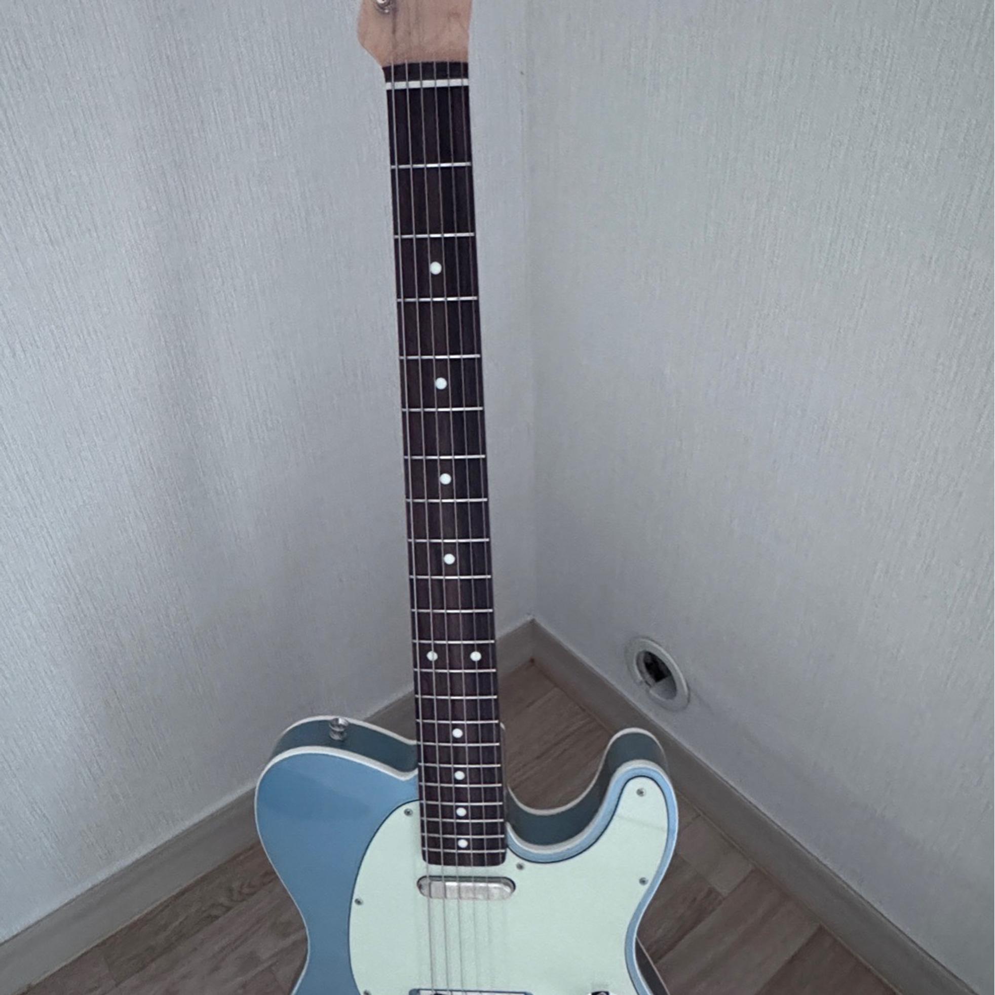 Fender FSR Traditional 2 60s Telecaster Iceblue Metallic 사진 1