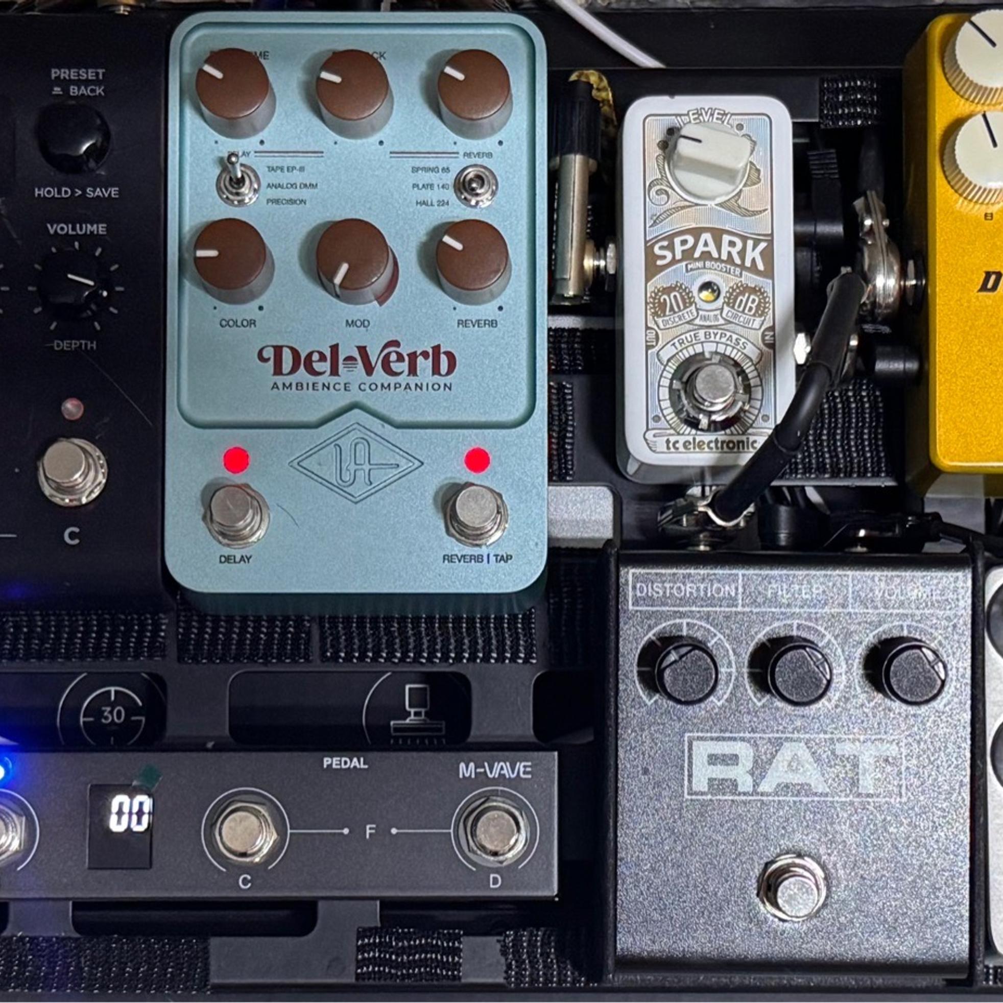 Universal Audio Del-Verb 사진 1