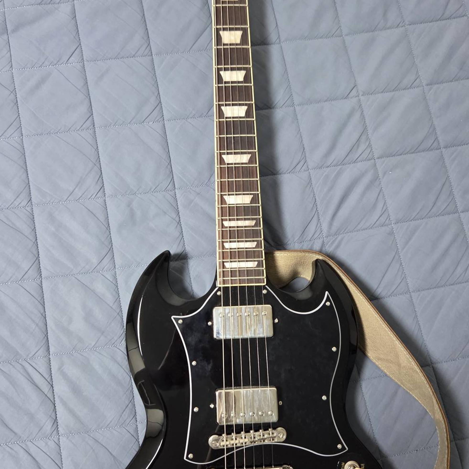 Epiphone 에피폰 SG Standard 블랙 신품급 판매합니다 사진 2
