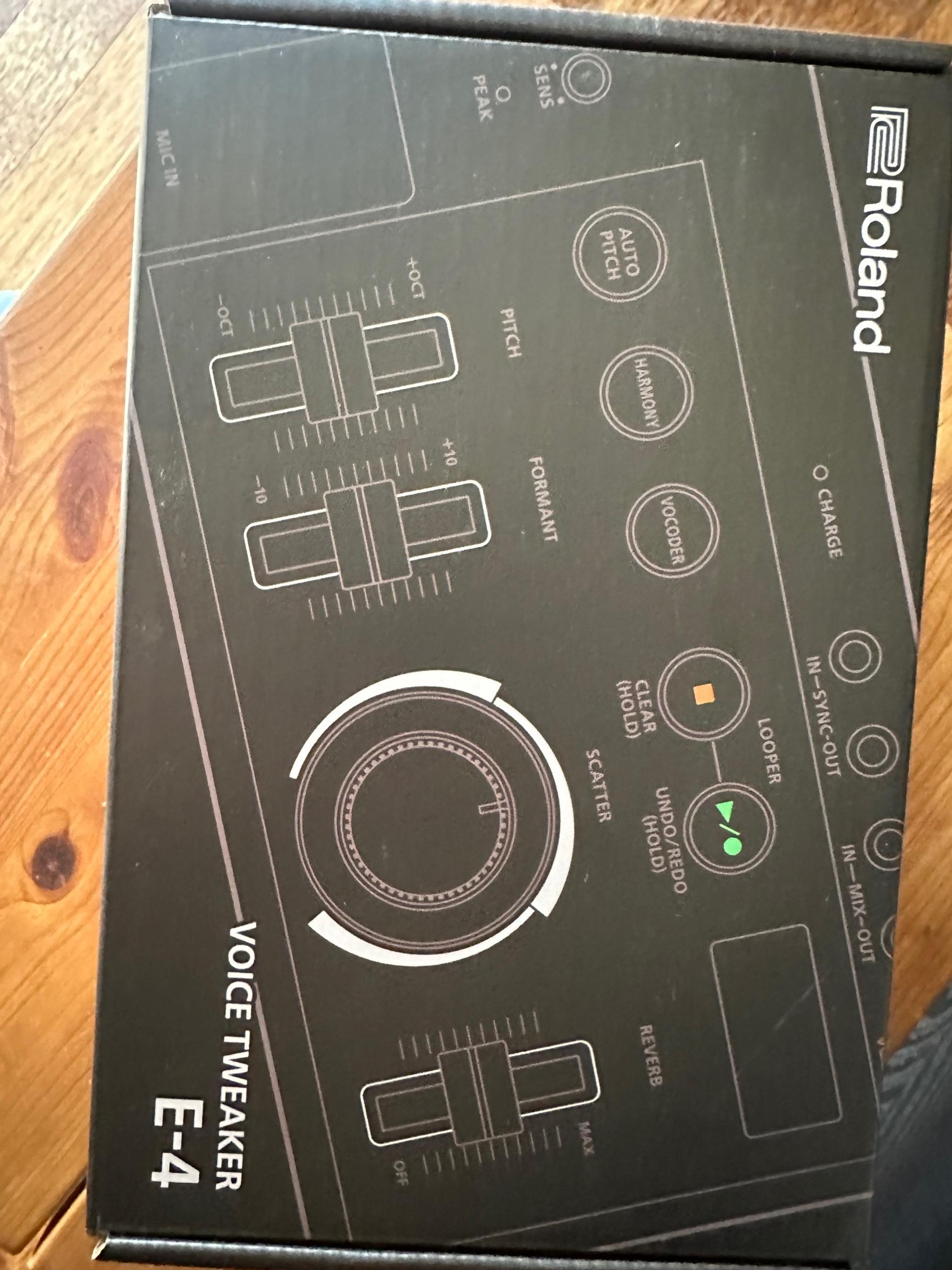 Roland roland 롤랜드 e-4 미개봉 새상품 팝니다