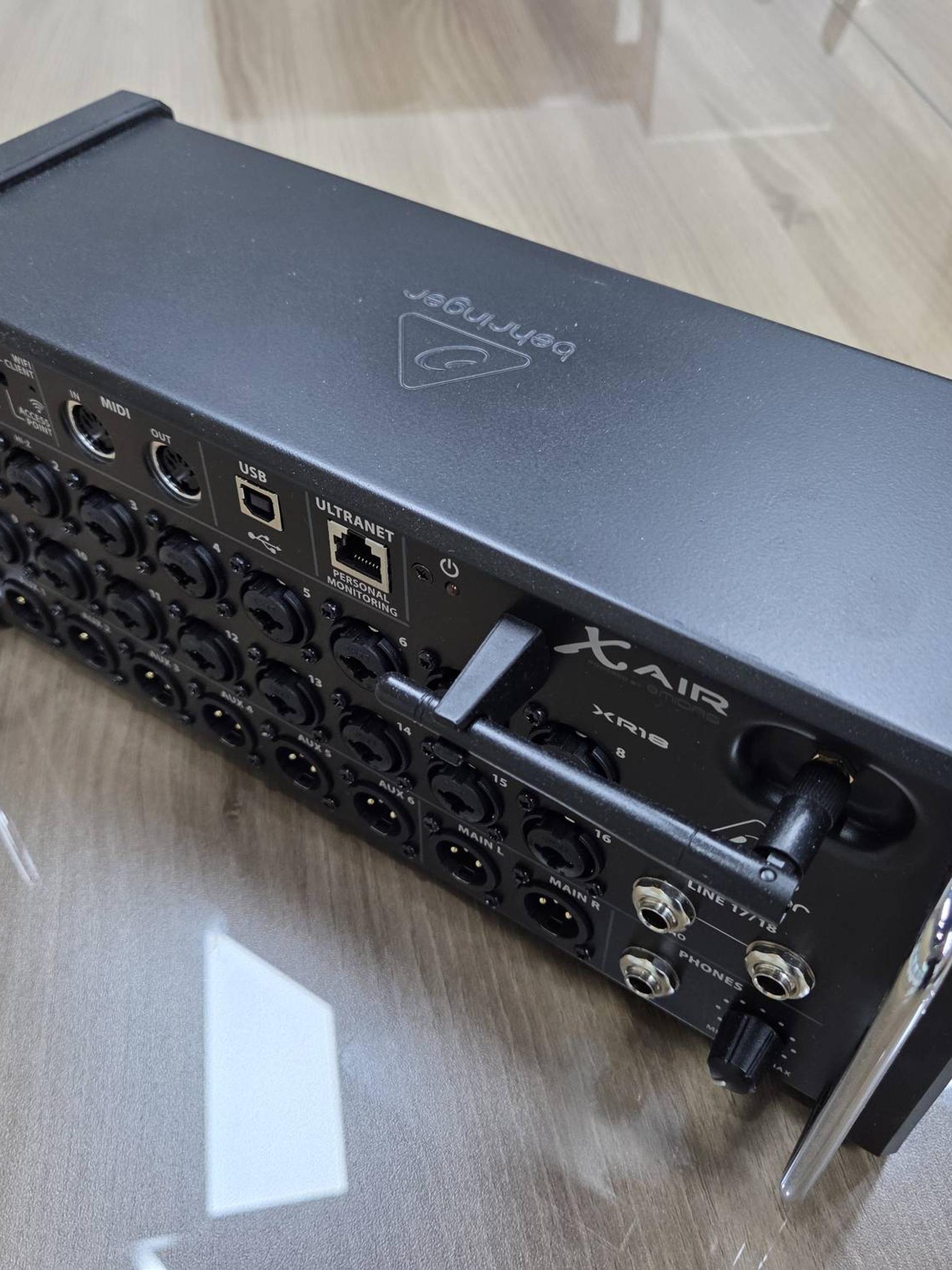 Behringer 베링거xr18