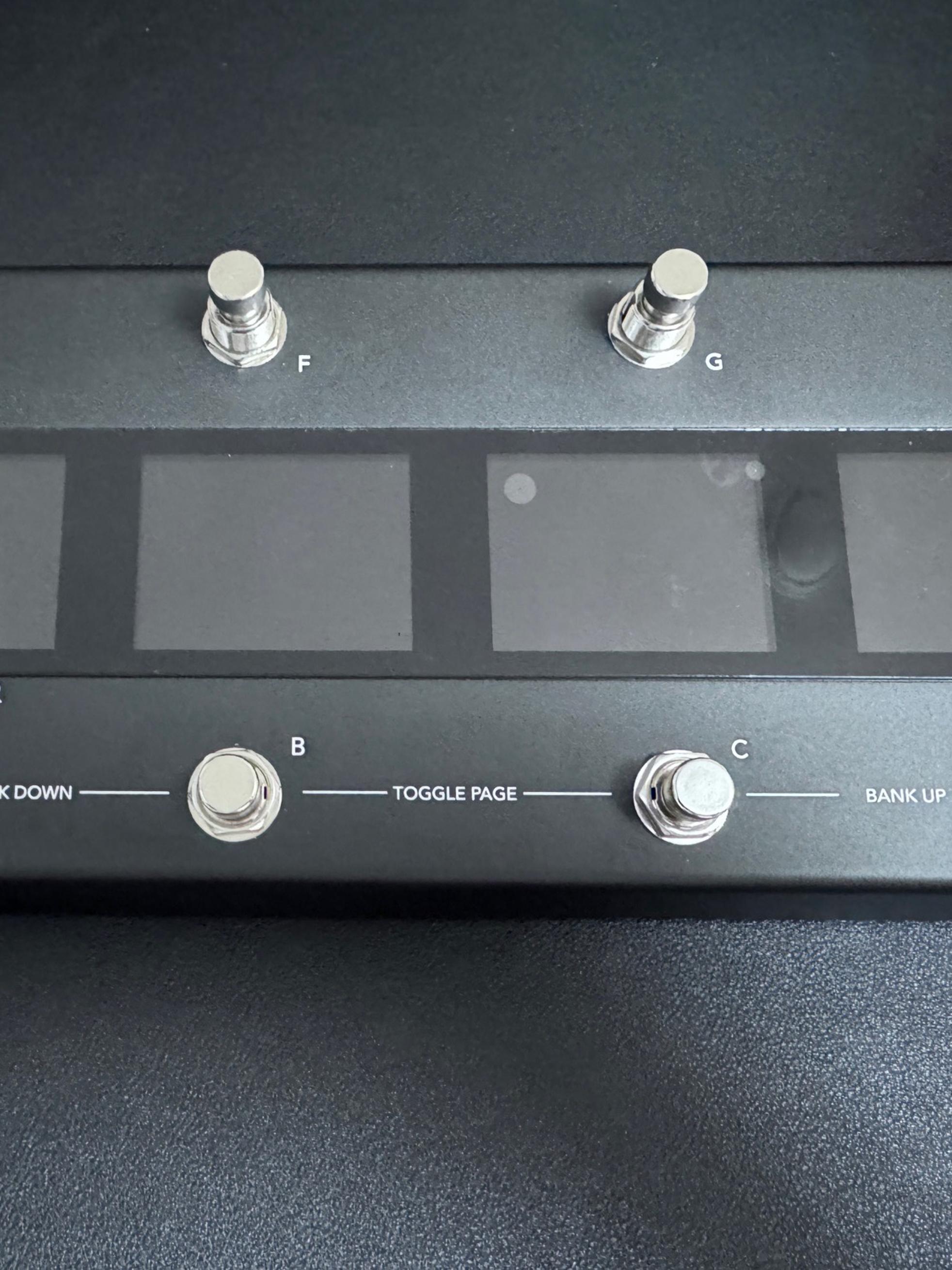Morningstar Morningstar MC8 PRO (국내정식수입품/민트/박풀/전용보호필름 포함)