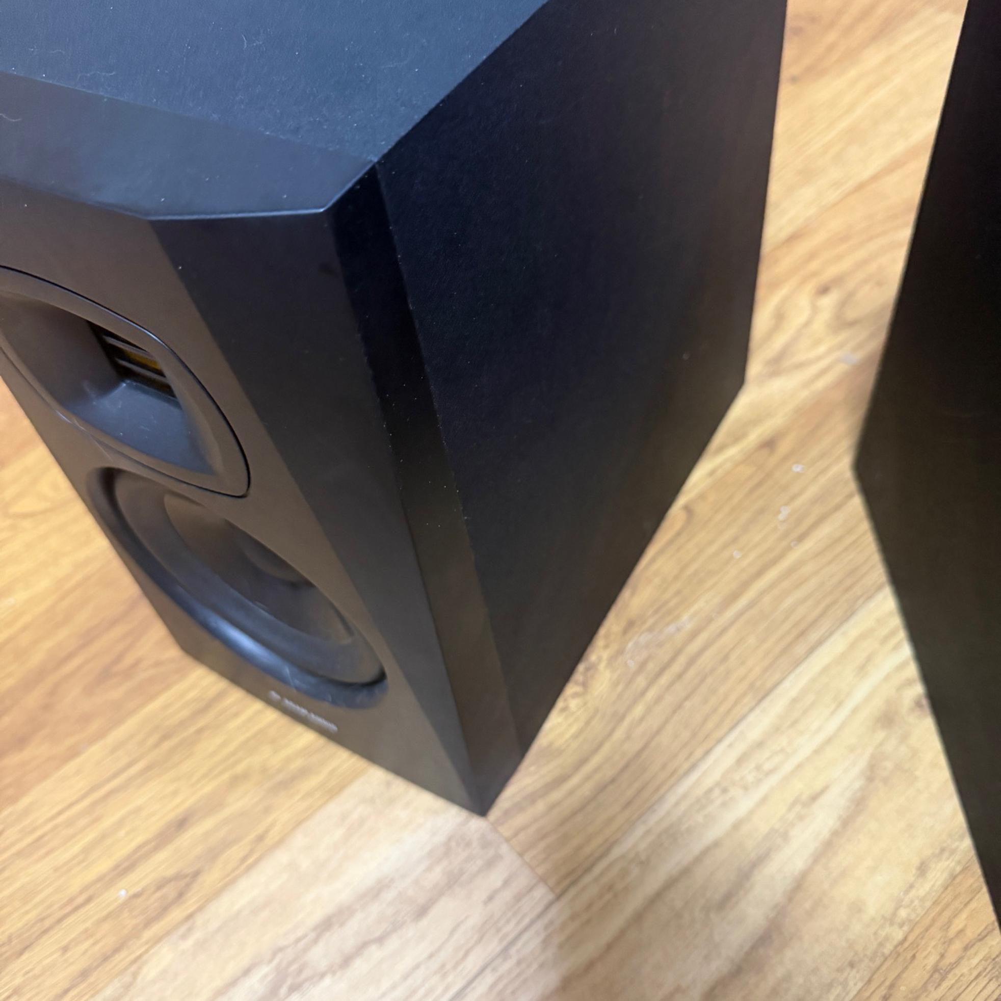 ADAM Audio 이번주만 35만원 아담오디오 T5V 1조 판매합니다(케이블+스피커받침대 포함) 사진 3