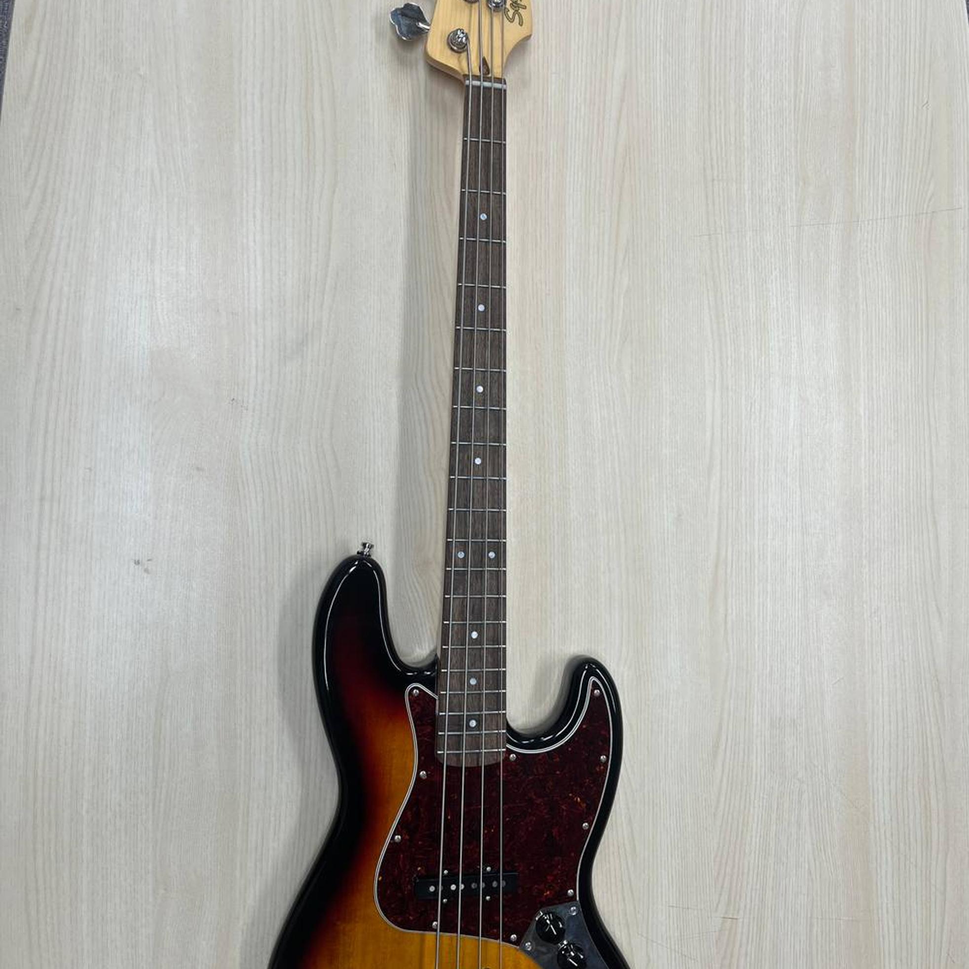 Squier 스콰이어 클래식바이브 60s 재즈베이스 사진 1